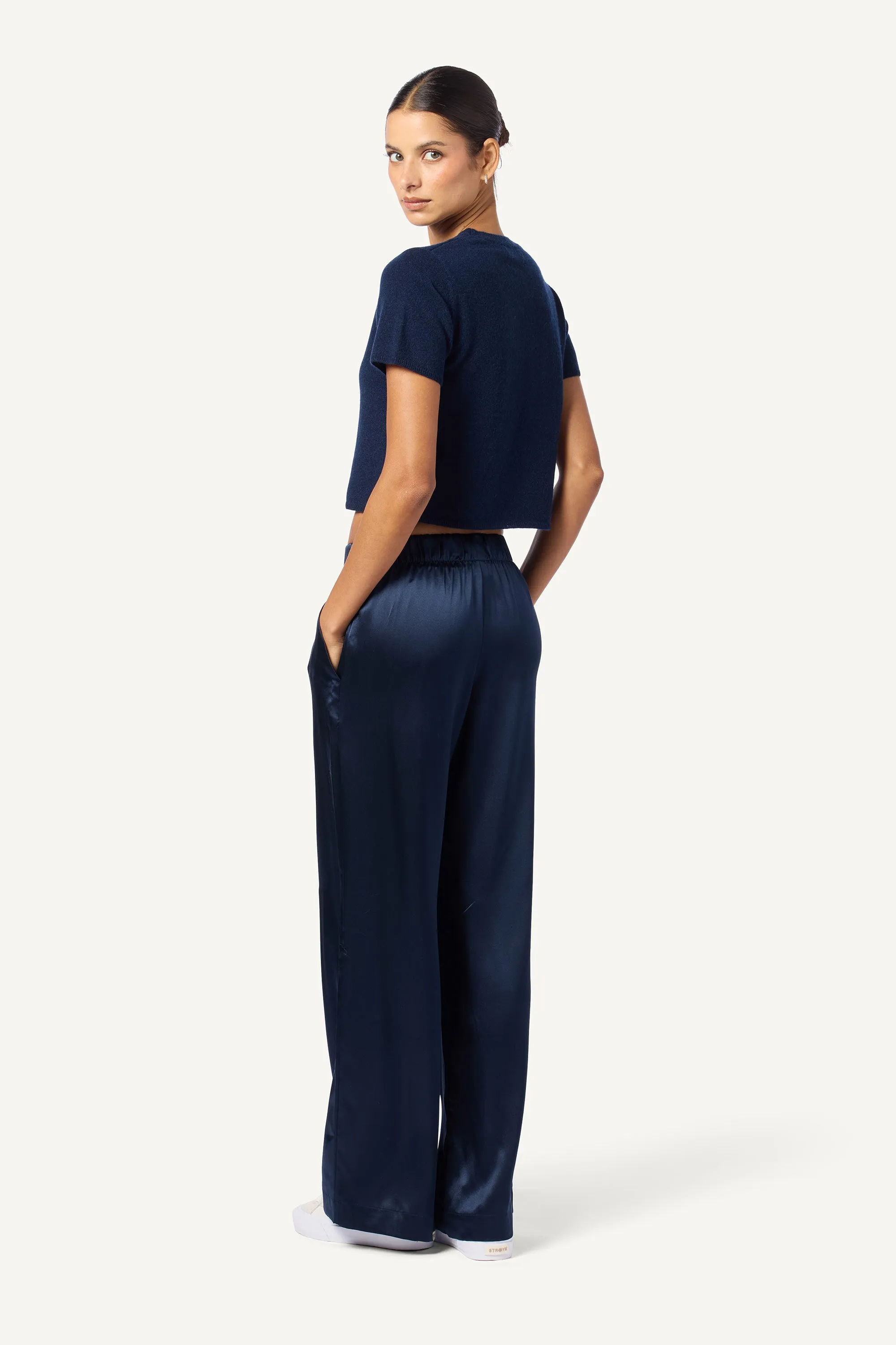 BRYNN WIDE LEG SILK PANT | MIDNIGHT NAVY sold by Sablyn product image thumbnail 3