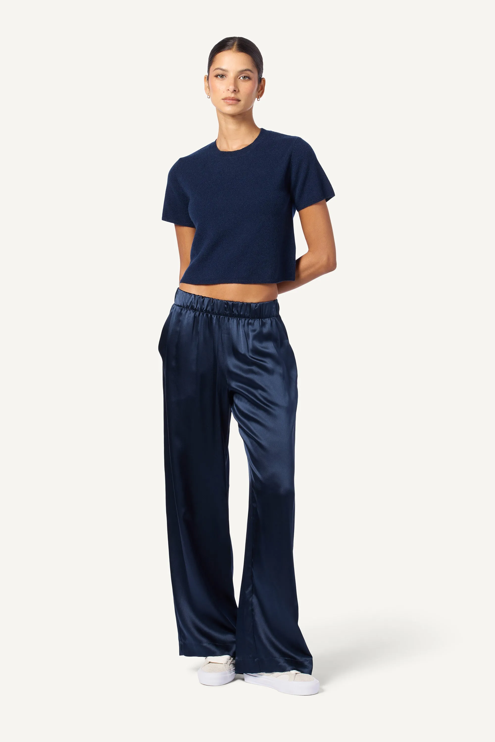 BRYNN WIDE LEG SILK PANT | MIDNIGHT NAVY sold by Sablyn product image thumbnail 2