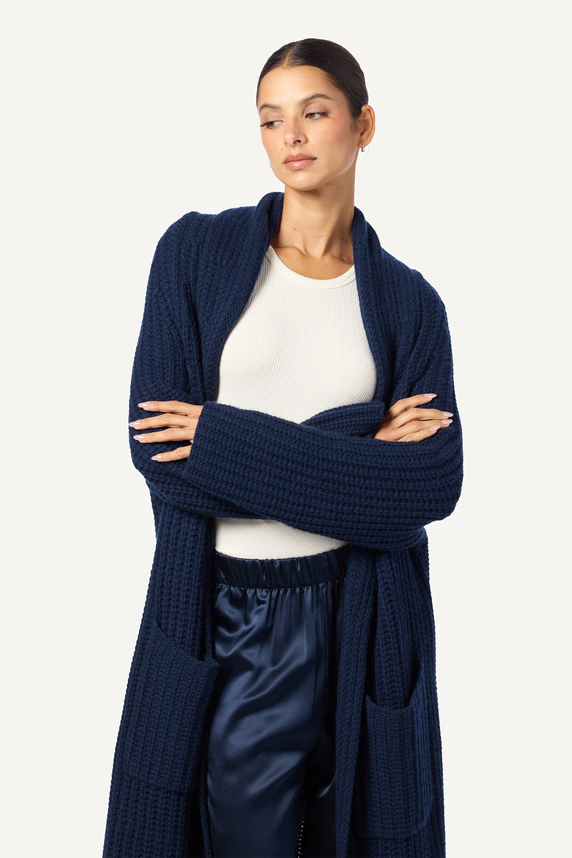 EDEN CASHMERE DUSTER WITH POCKETS | MIDNIGHT NAVY sold by Sablyn product image thumbnail 2