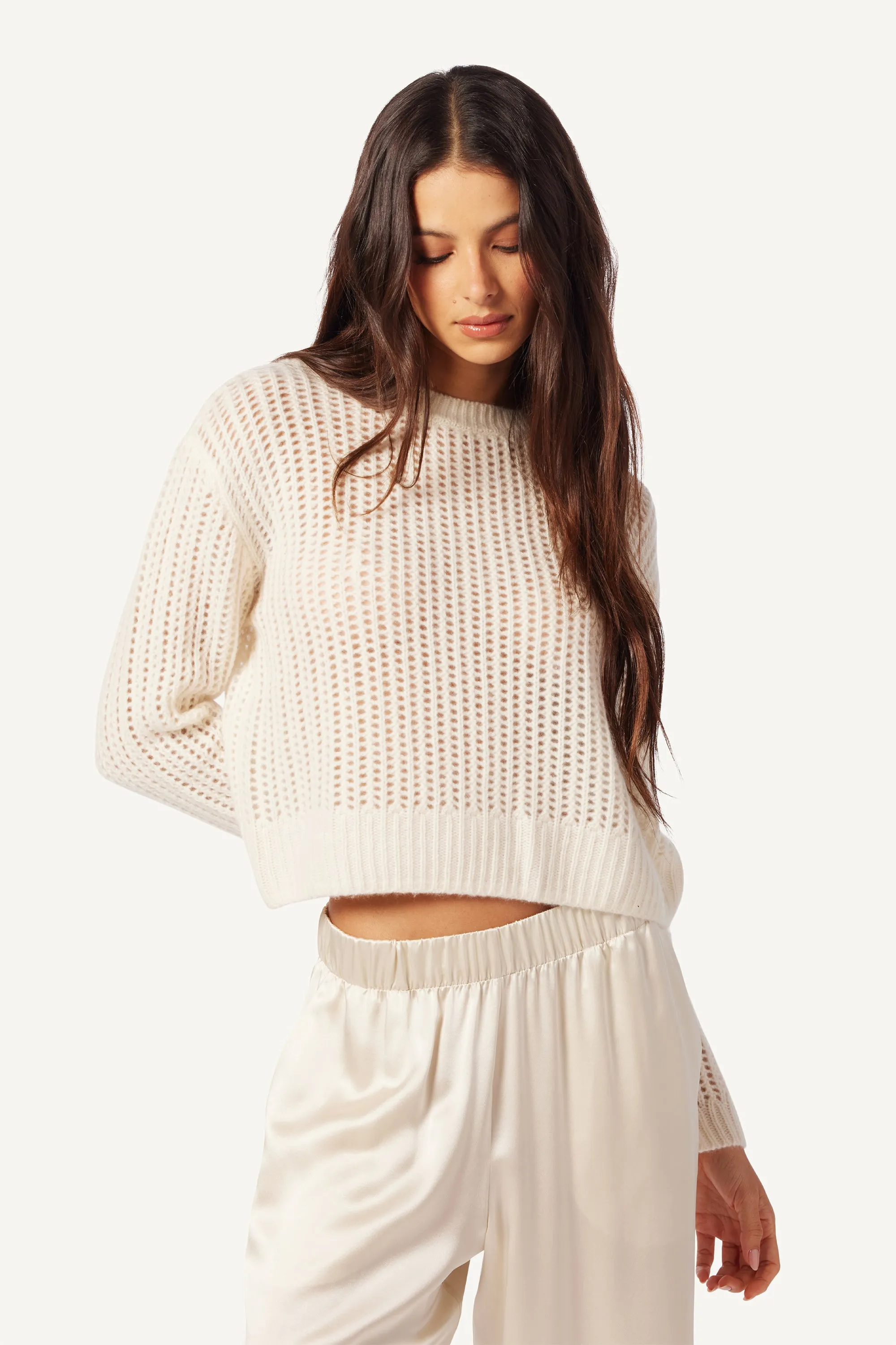 MARCI CASHMERE CREWNECK PULLOVER | GARDENIA sold by Sablyn product image thumbnail 5