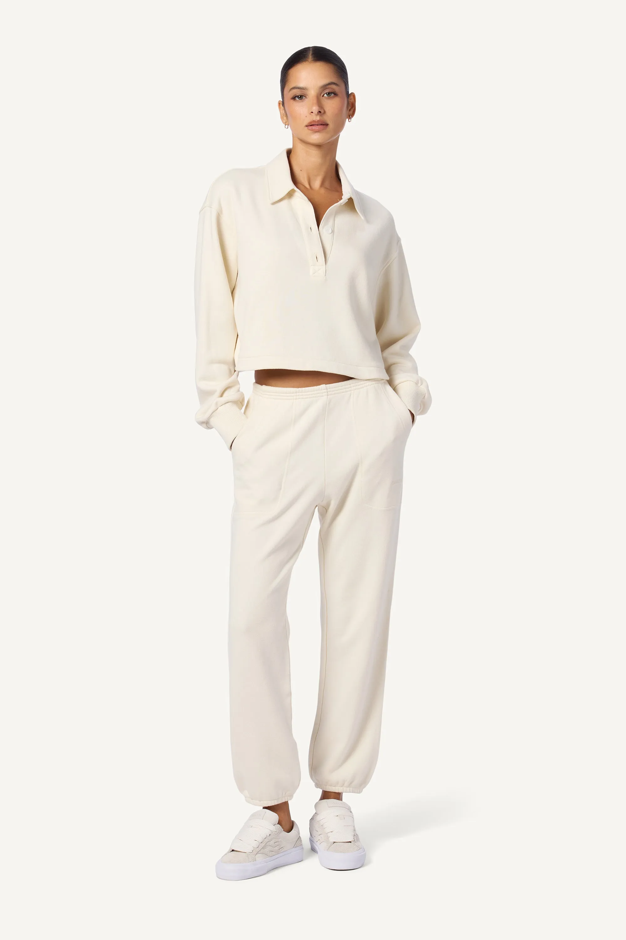 MASON LOW RISE RELAXED SWEATPANT W/ POCKETS| GARDENIA sold by Sablyn