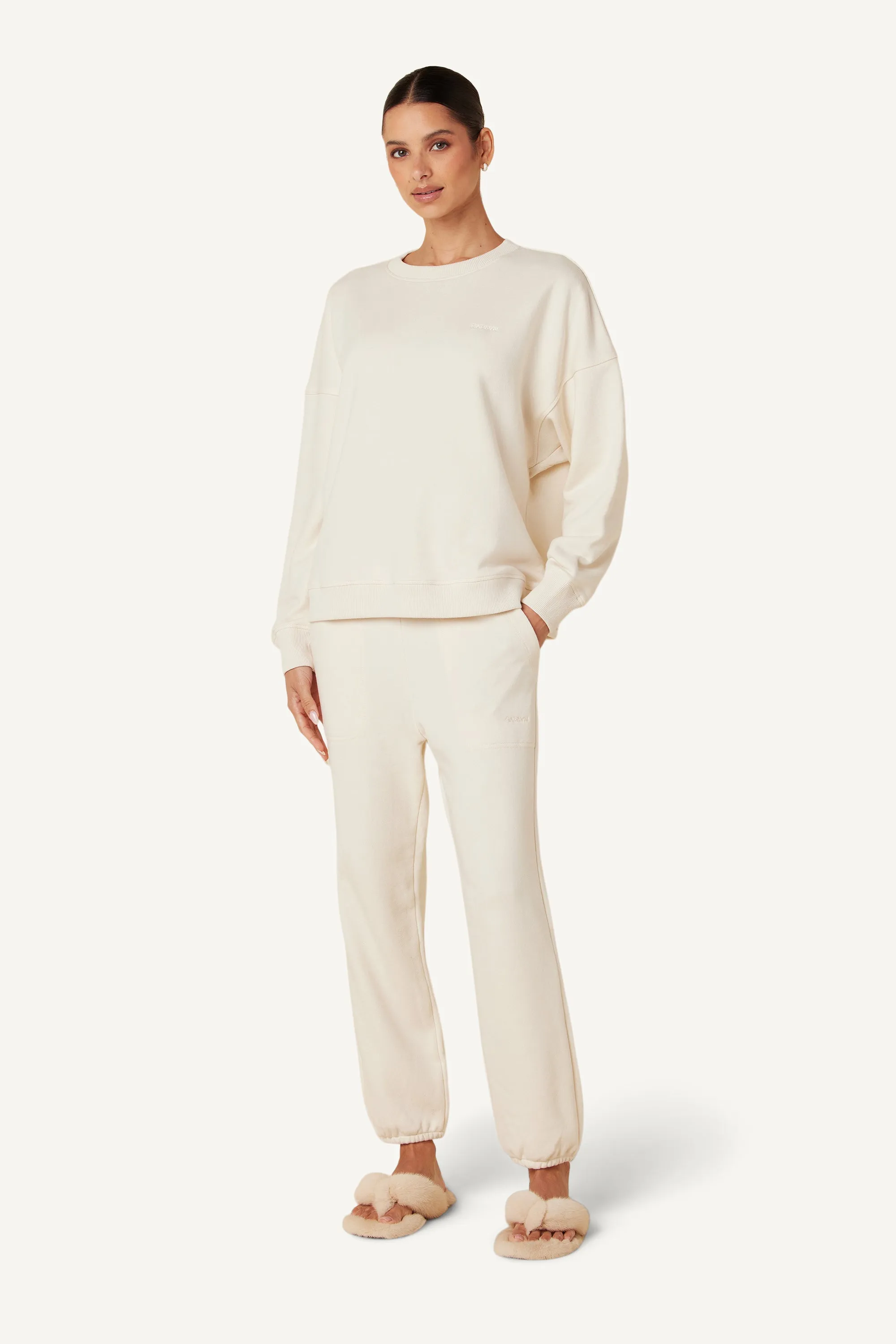MASON LOW RISE RELAXED SWEATPANT W/ POCKETS| GARDENIA sold by Sablyn product image thumbnail 3