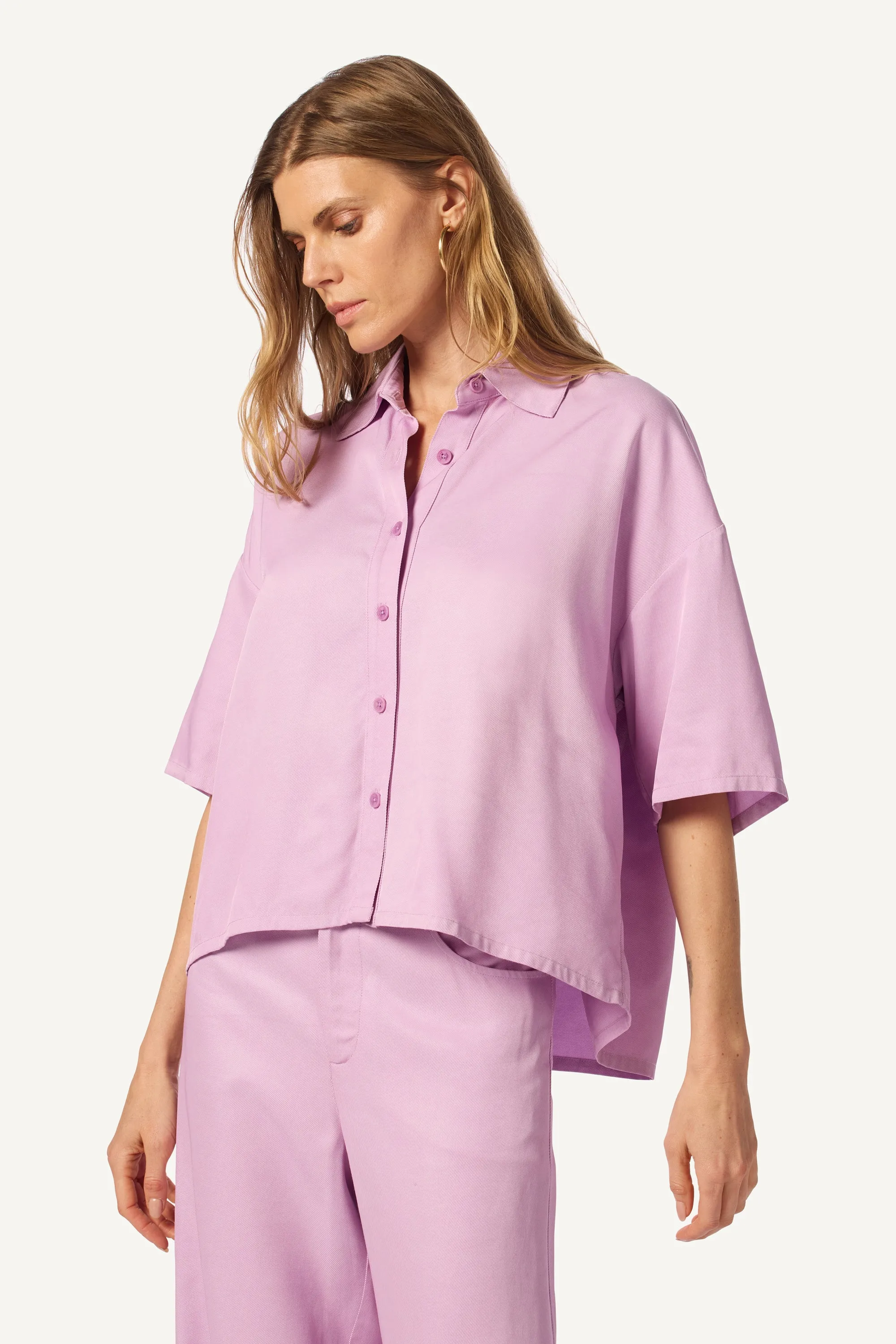 LUCY RELAXED COLLARED BUTTON UP | ORCHID sold by Sablyn