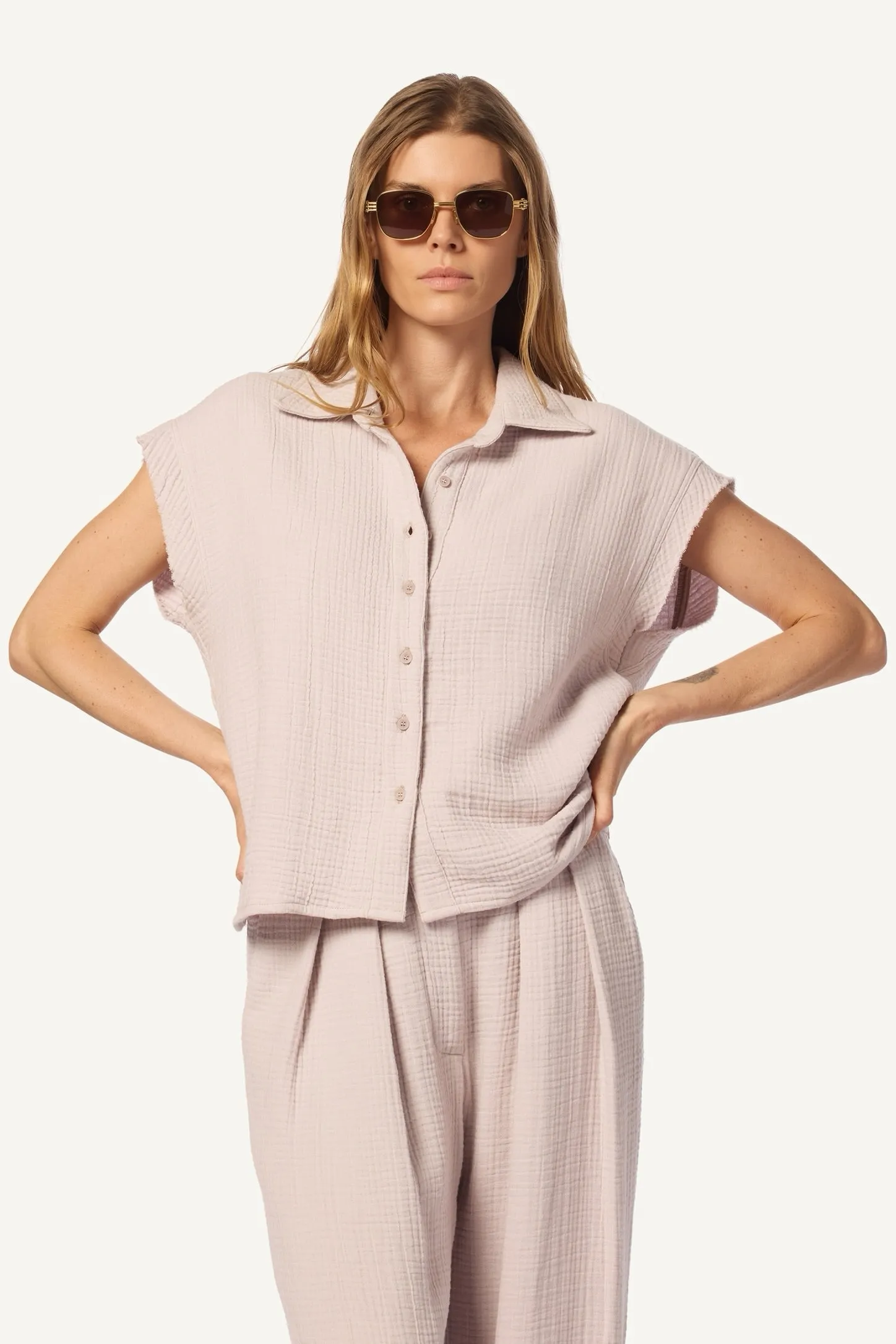 CALEB SHORT SLEEVE BUTTON DOWN | HIMALAYA sold by Sablyn