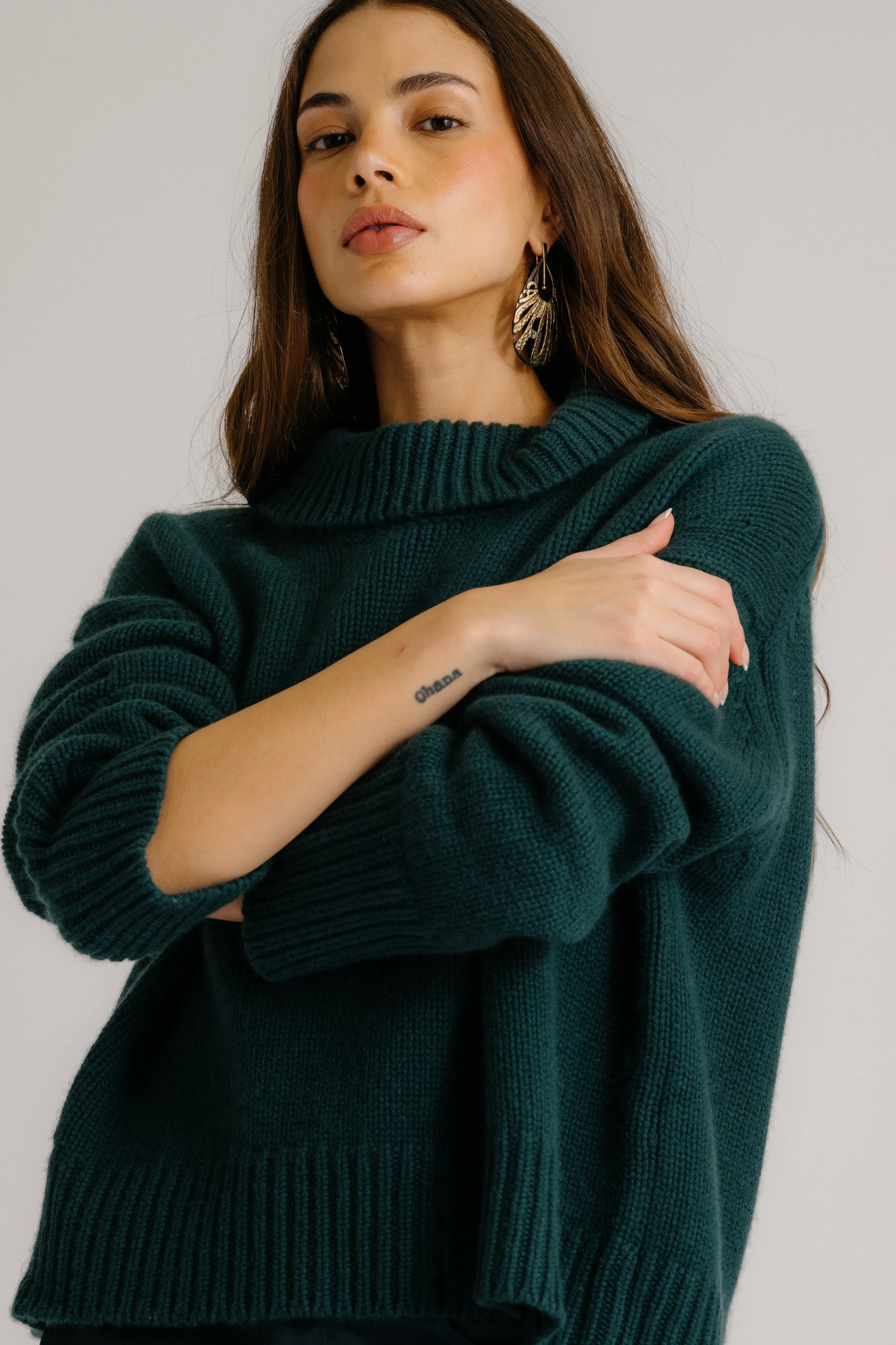 SCARLETT CASHMERE TURTLENECK | SACRAMENTO sold by Sablyn product image thumbnail 4