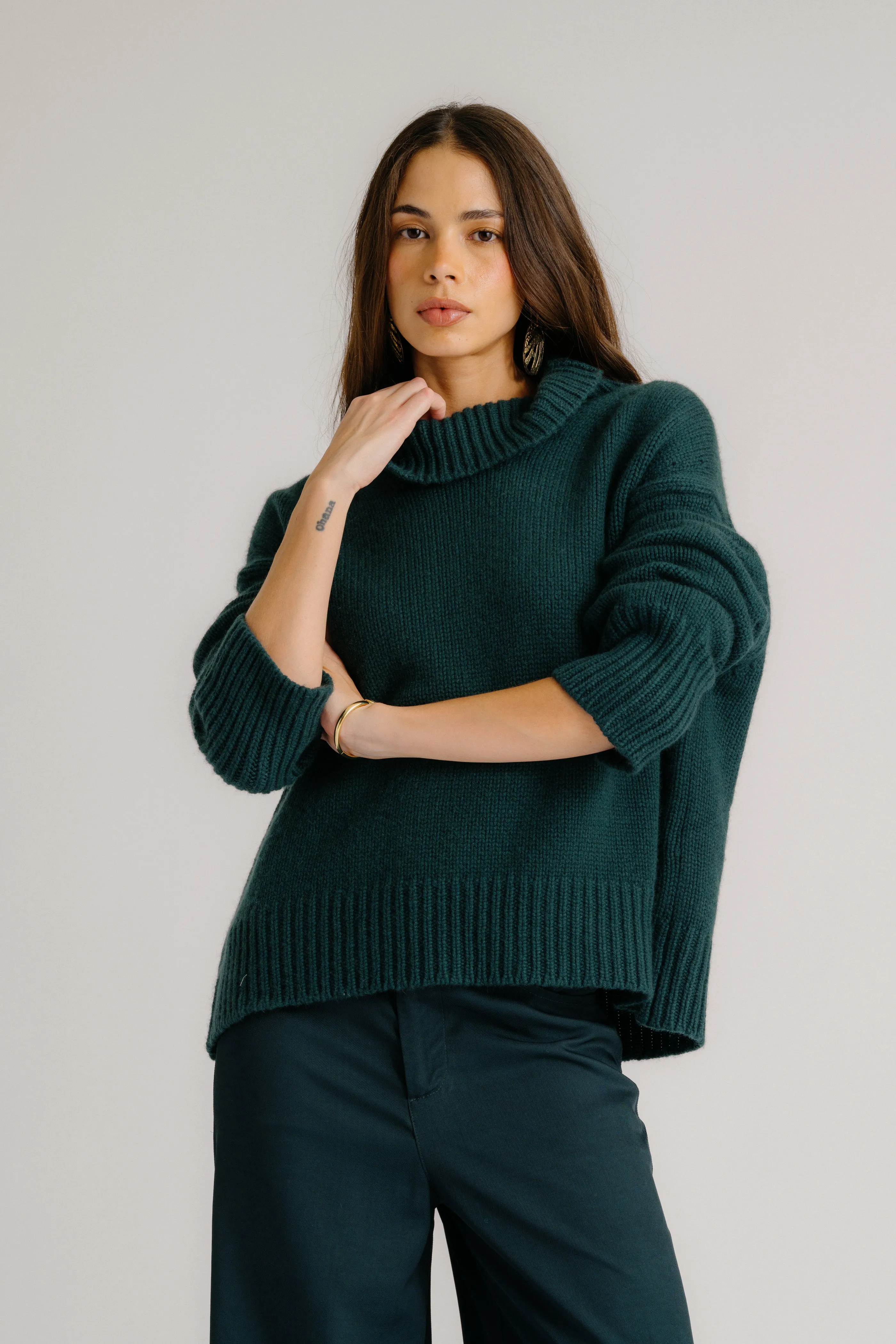 SCARLETT CASHMERE TURTLENECK | SACRAMENTO sold by Sablyn