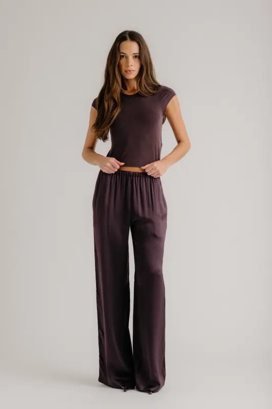 LEXI LOWER RISE RELAXED SILK PANT | OAK TREE sold by Sablyn