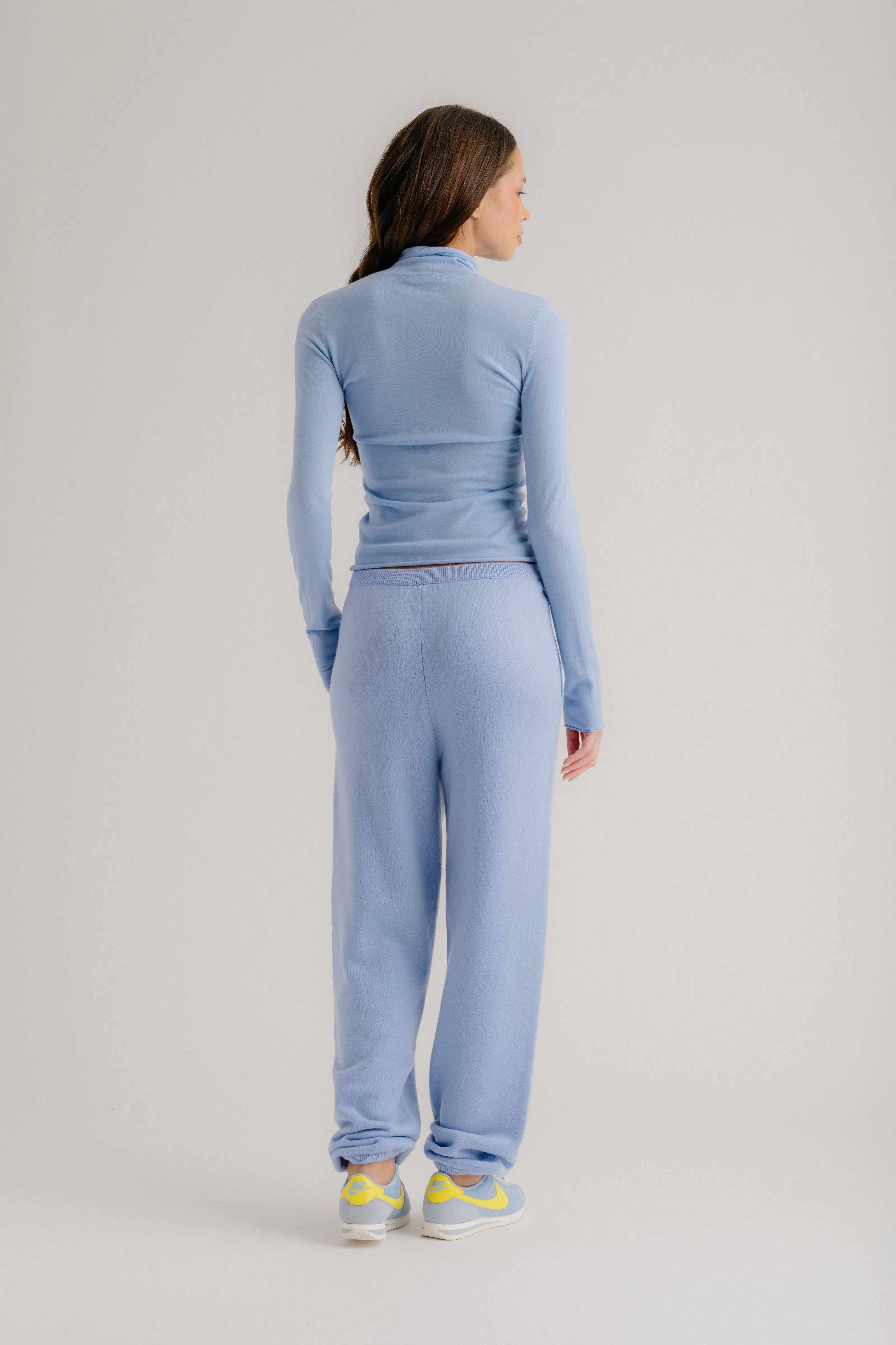 BELLE SLIM CASHMERE TURTLENECK | AZUREOUS sold by Sablyn product image thumbnail 4