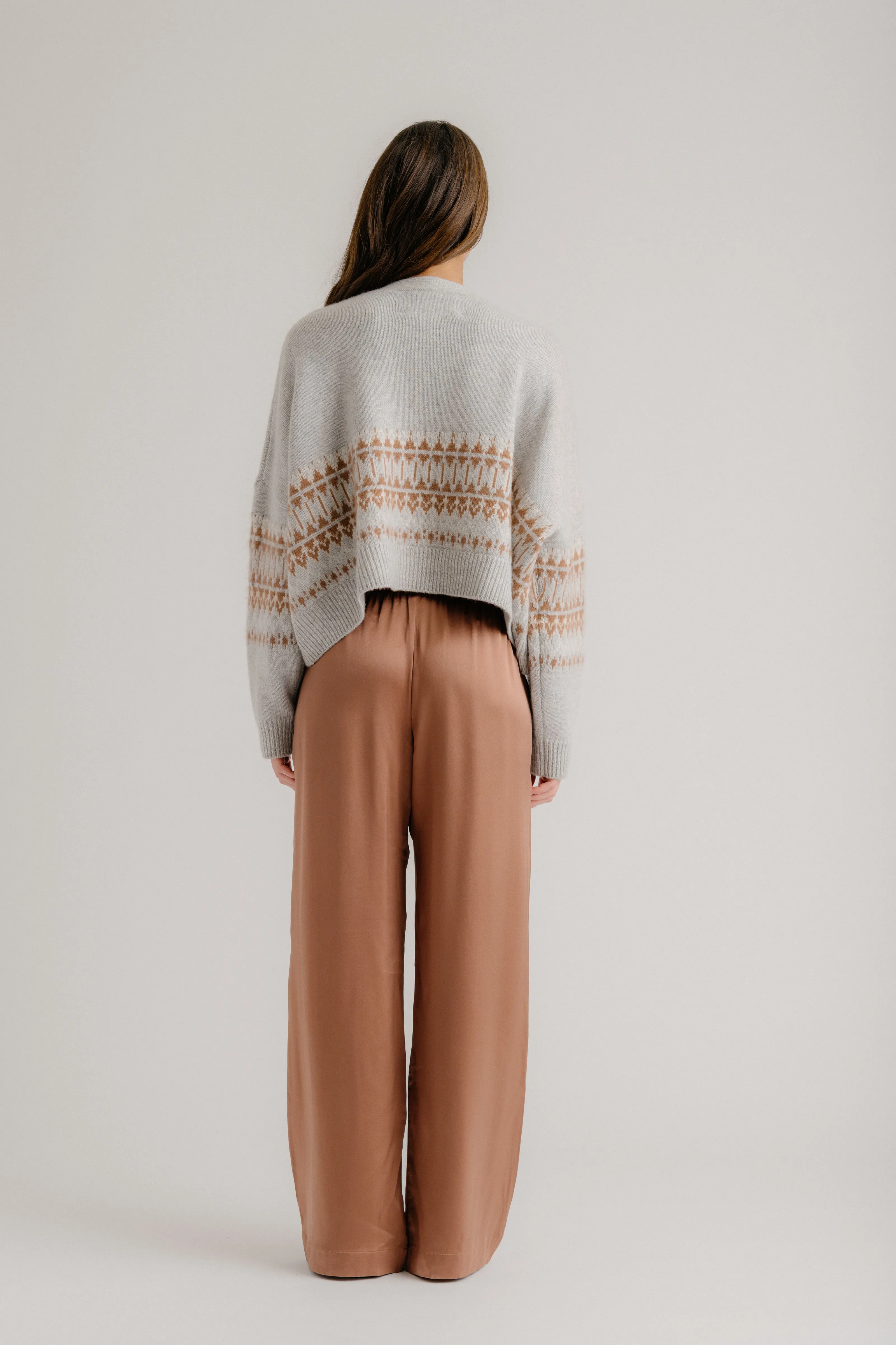 ELLIOT BOXY CROPPED CASHMERE FAIR ISLE CARDIGAN | FOGGY MULTI sold by Sablyn product image thumbnail 4