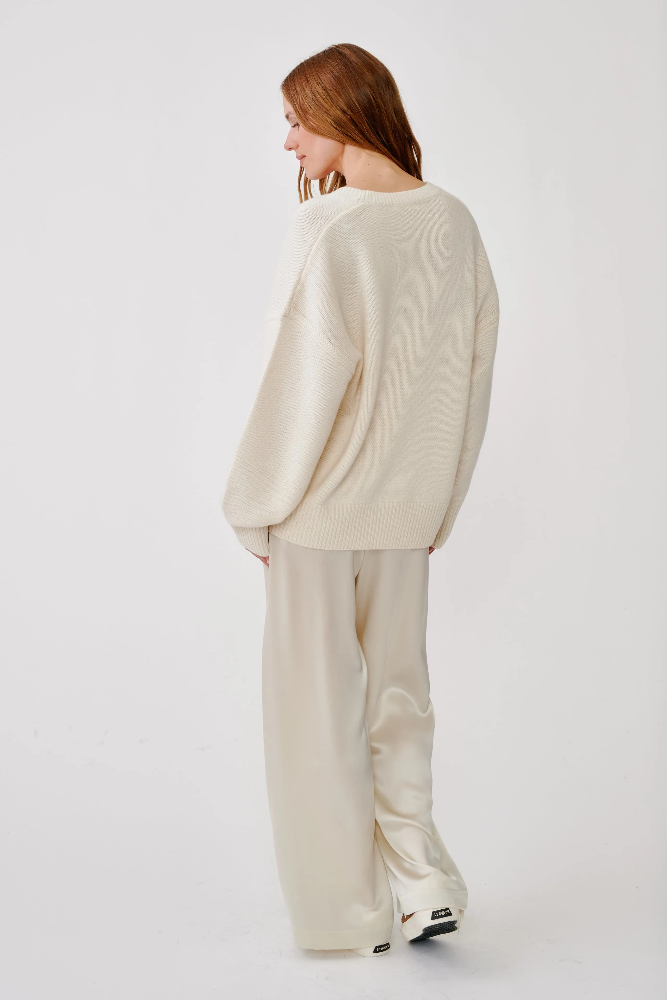 CORA SCOOP NECK CASHMERE SWEATER | GARDENIA sold by Sablyn product image thumbnail 4
