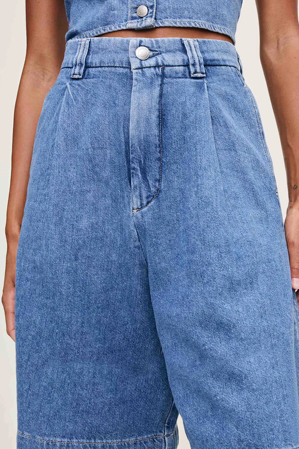 Hepburn Short Great Falls sold by Jennifer Glasgow product image thumbnail 4