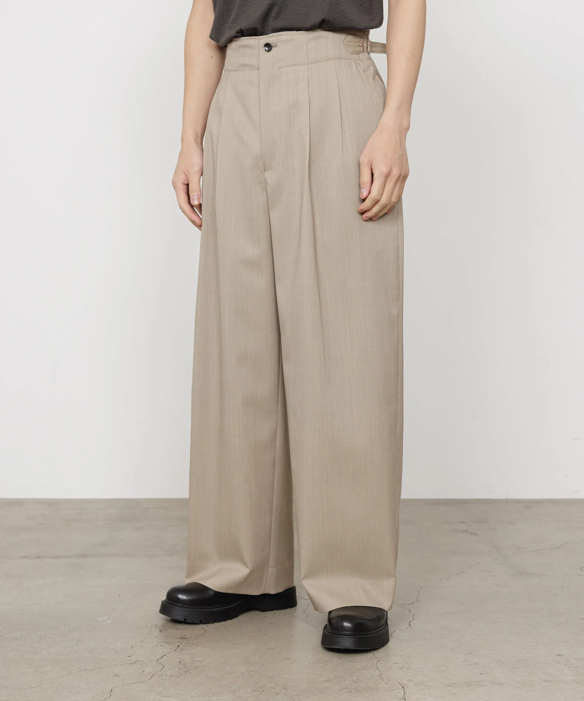 ウールトロピカルメランジ / 2タックミリタリートラウザーズ, Beige sold by MARKAWARE product image thumbnail 2