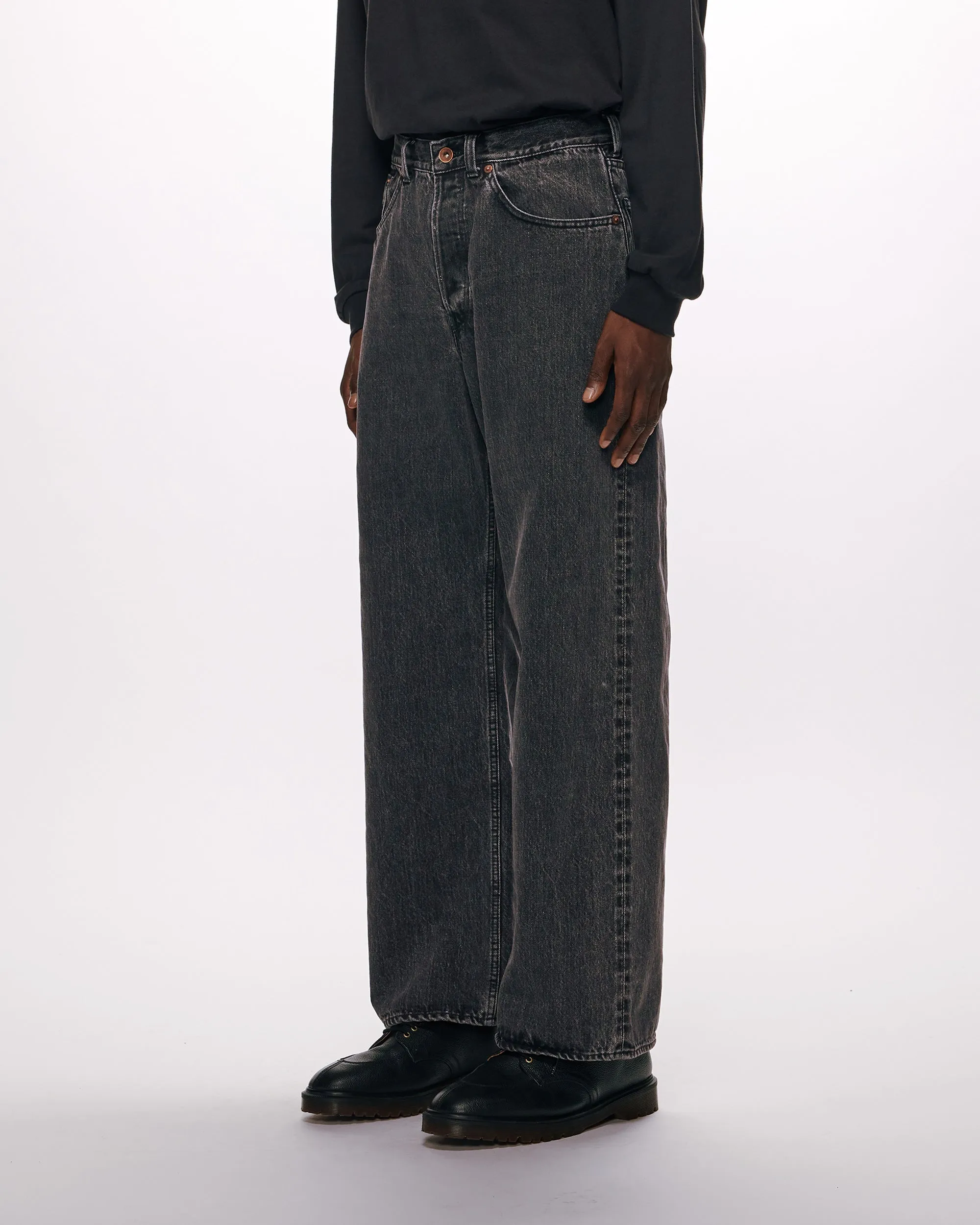 オーガニックコットン 13.5oz セルビッチデニム / ワイドレグジーンズ, Faded Black sold by MARKAWARE product image thumbnail 2