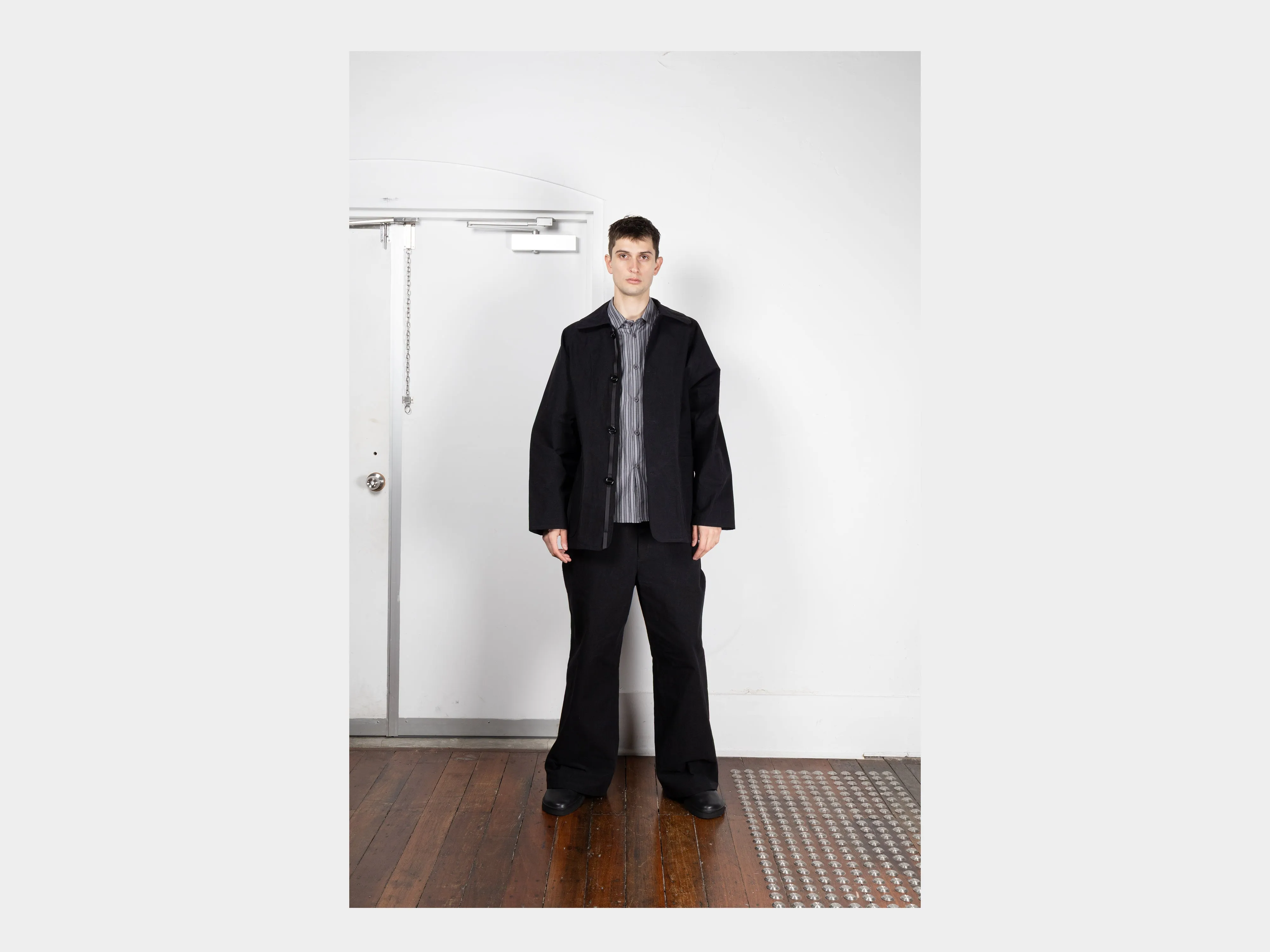 R20S3 "Soft Shirt" Black Wax sold by MAN-TLE product image thumbnail 5