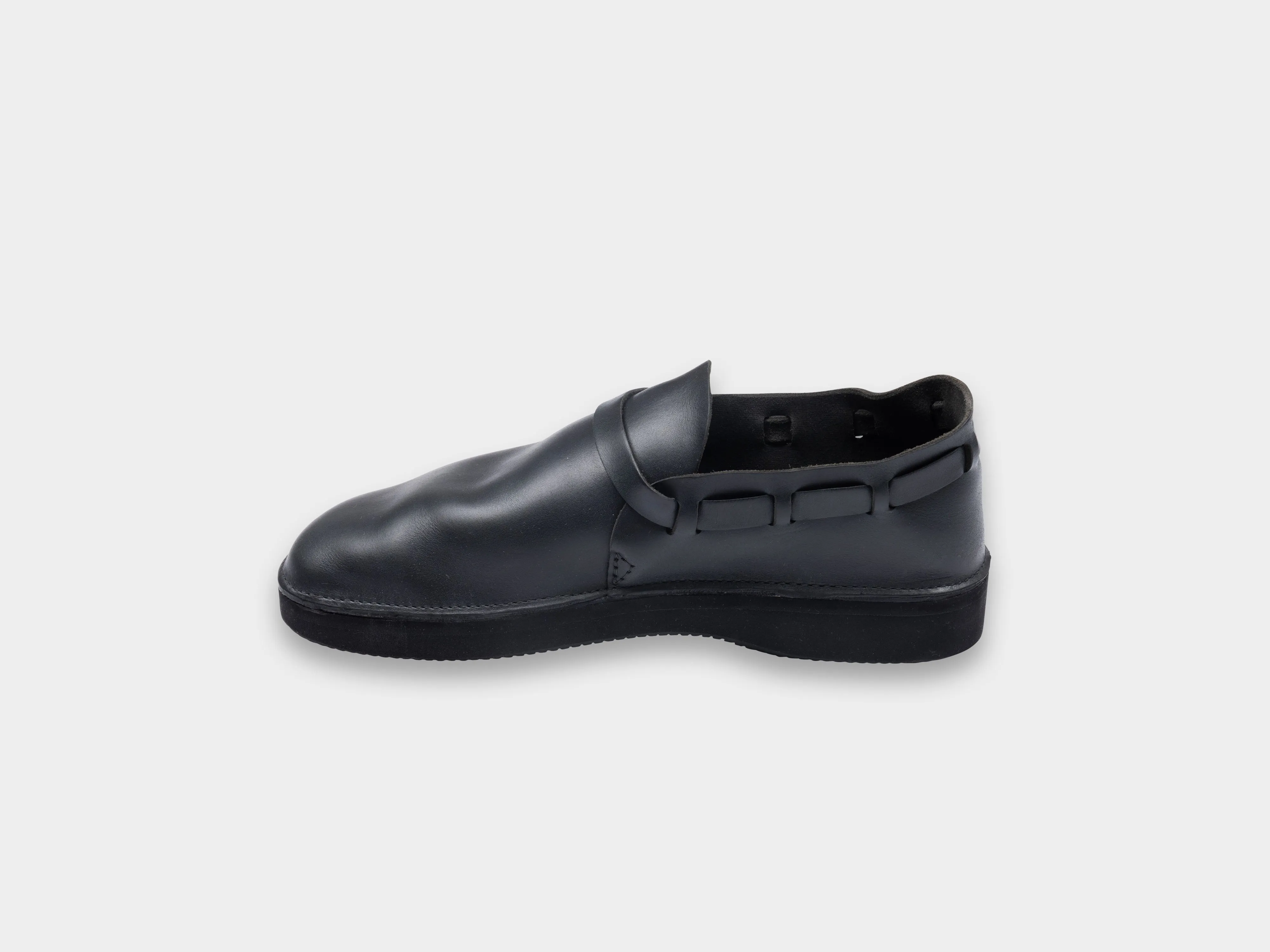 R19V1 "Aurora Low" Midnight Horween sold by MAN-TLE product image thumbnail 2
