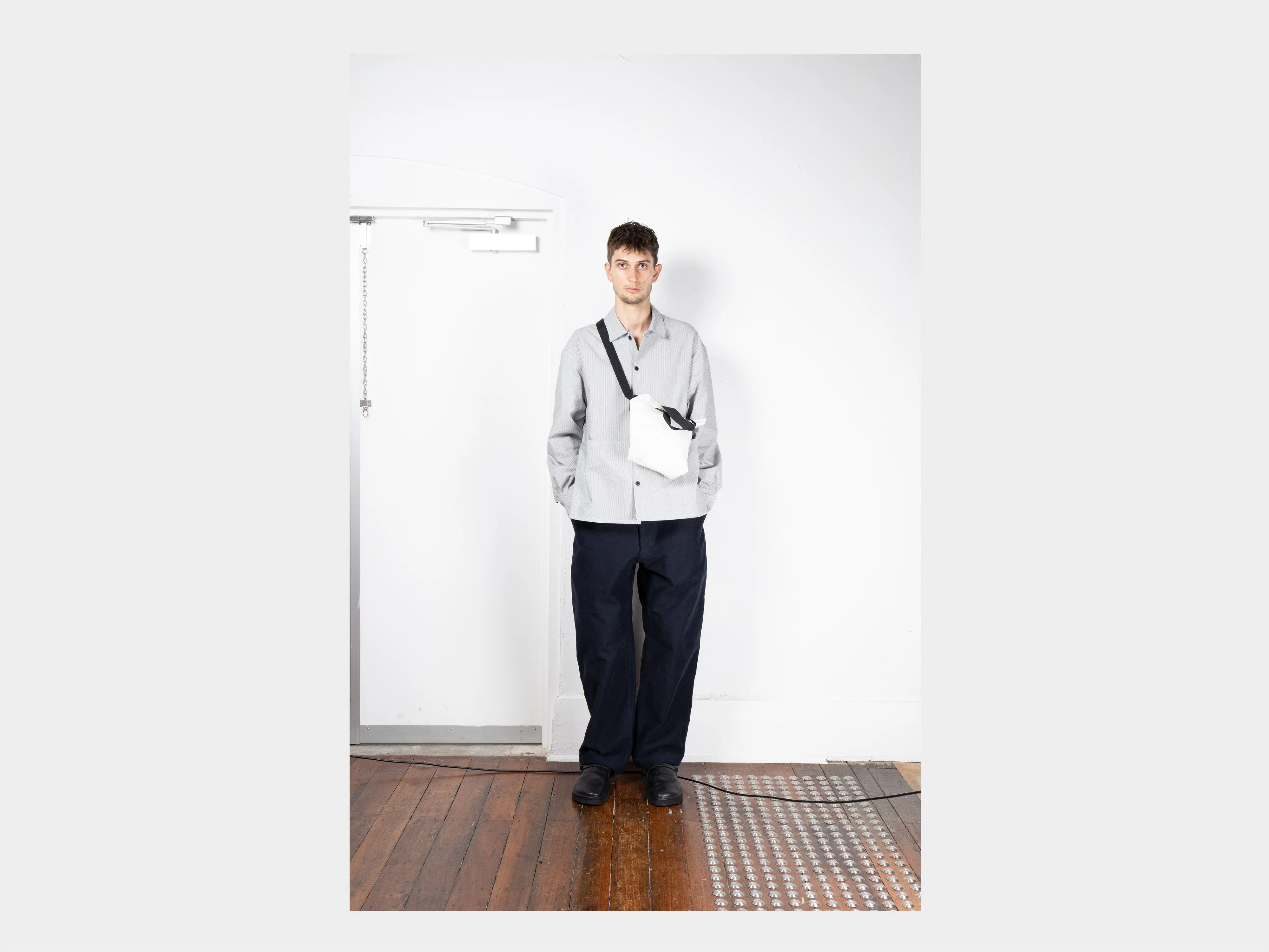 R19B4 "Mini Tote" White Nylon sold by MAN-TLE product image thumbnail 3