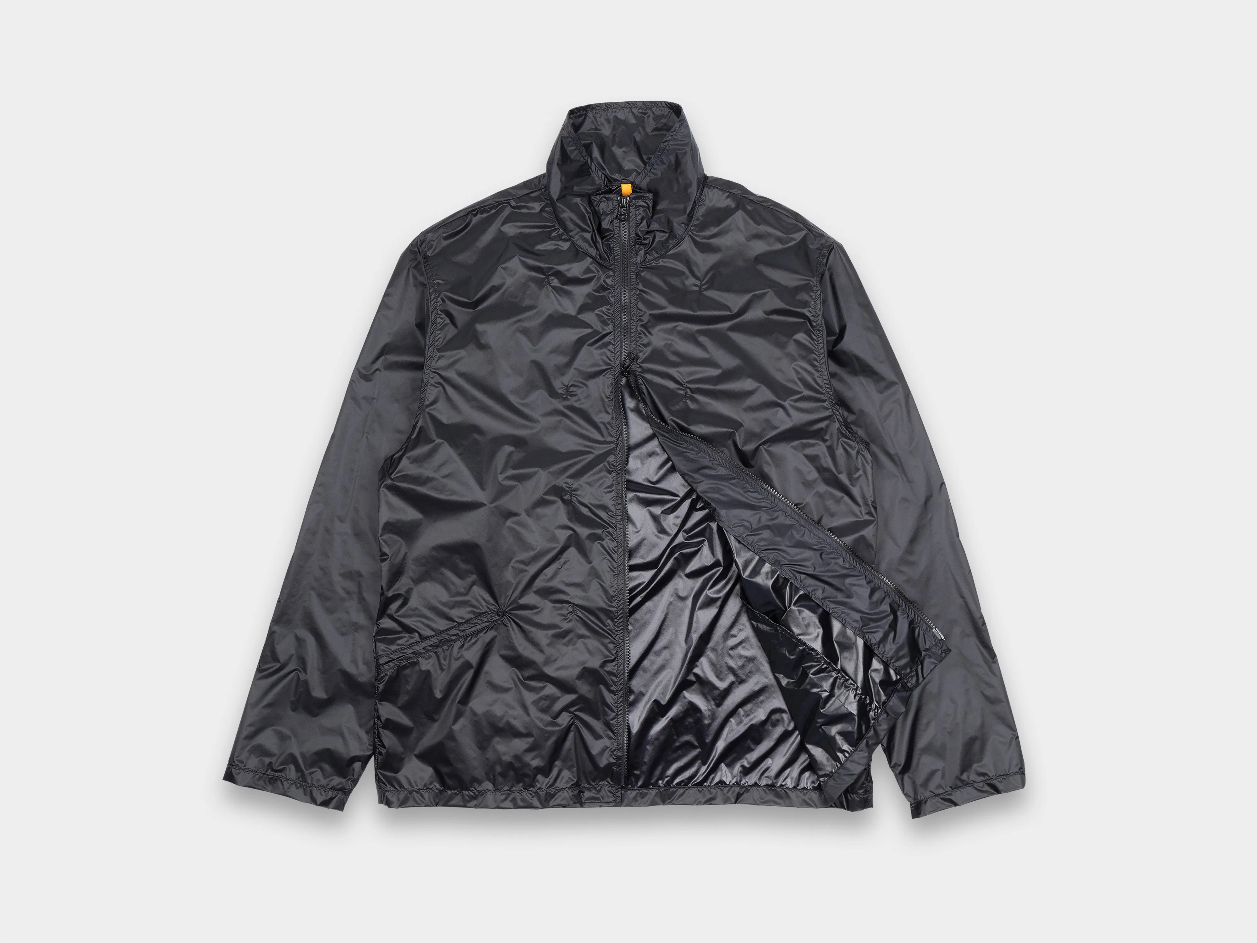 R18N3 "Track Shirt" Black Track sold by MAN-TLE product image thumbnail 2