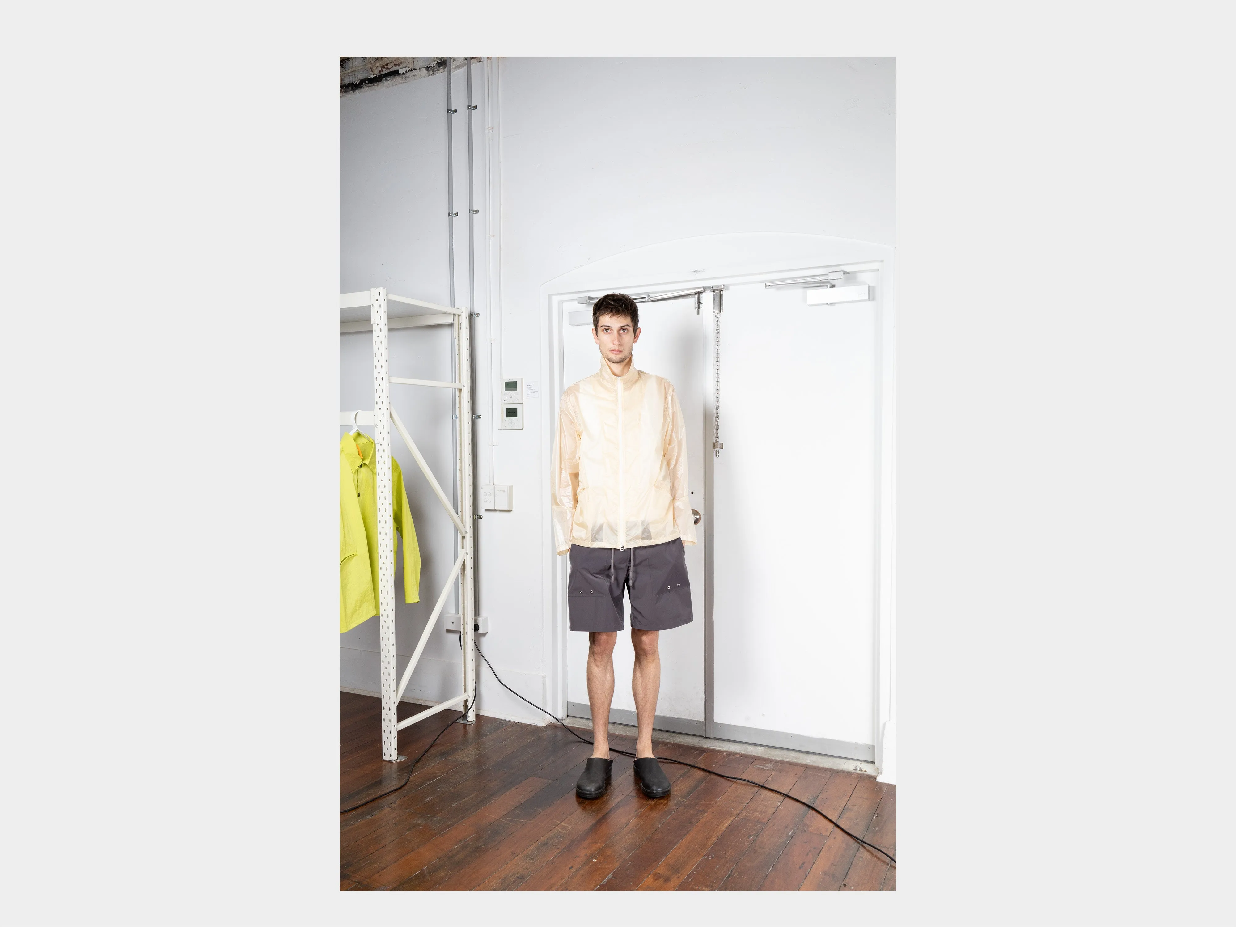 R18N3 "Track Shirt" Sand Track sold by MAN-TLE product image thumbnail 5