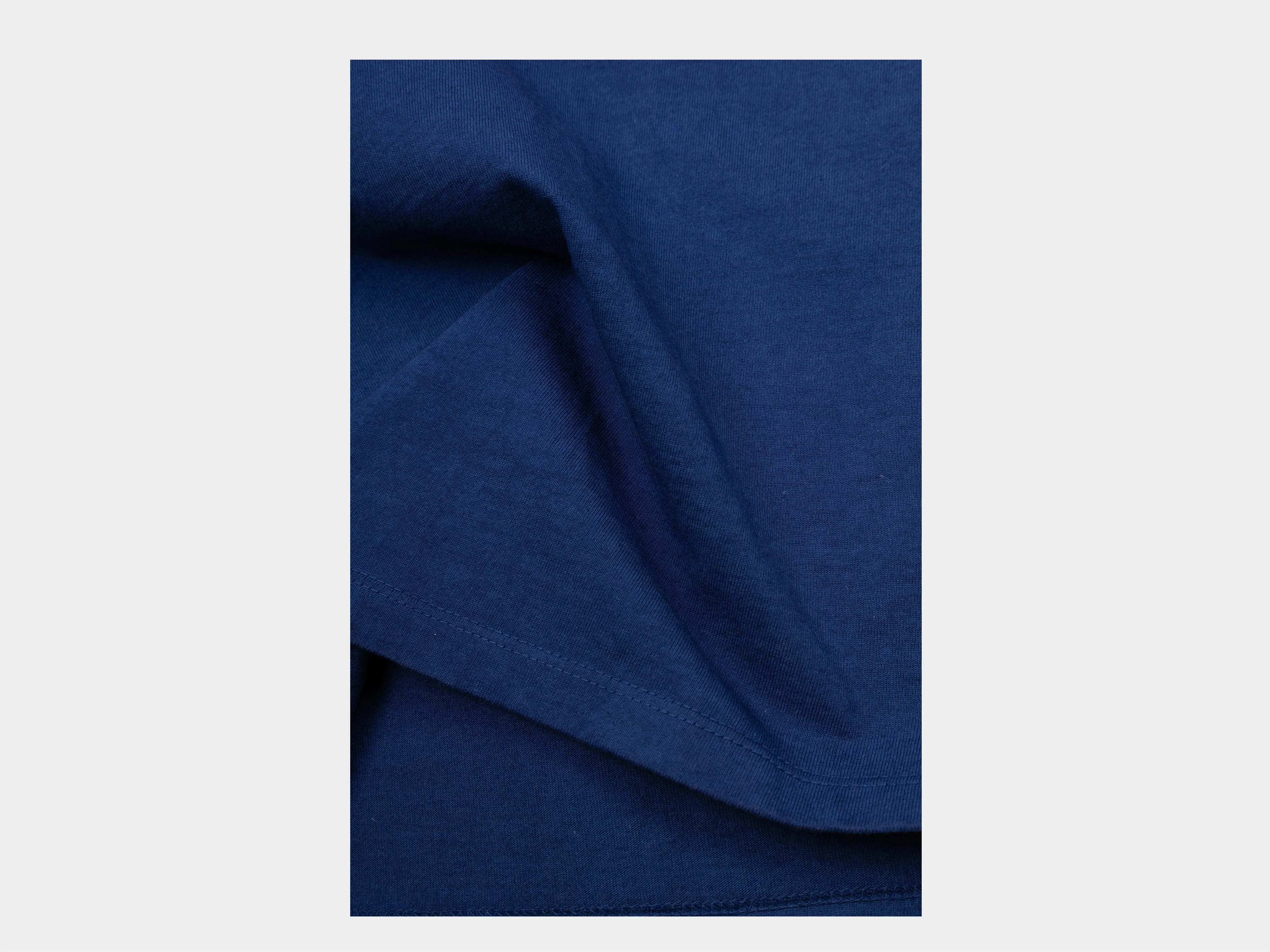 R18T4 "Big T-Shirt" Galaxy sold by MAN-TLE product image thumbnail 3