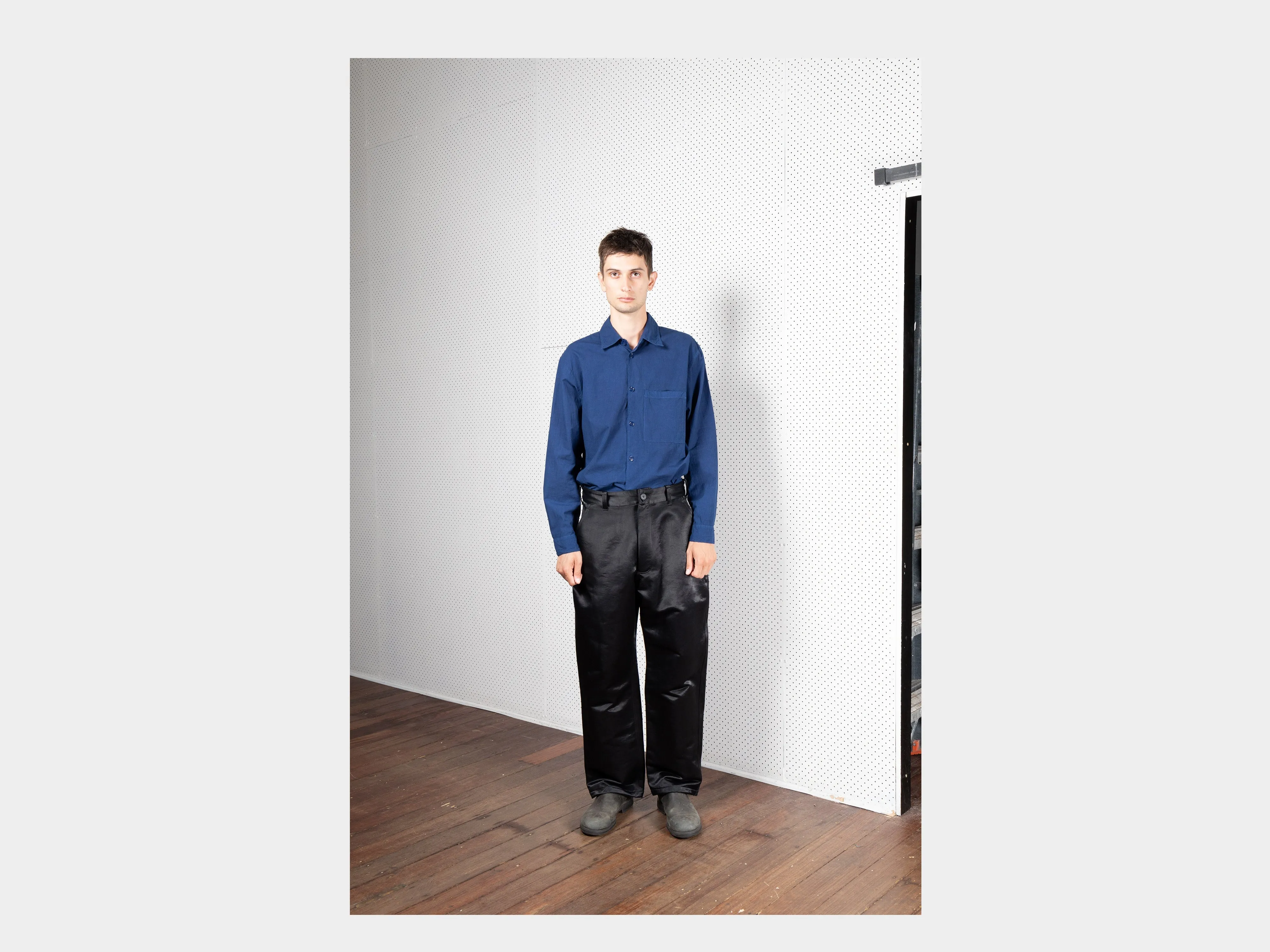 R17J6 "Jebok Pants" Black Double Face sold by MAN-TLE product image thumbnail 4