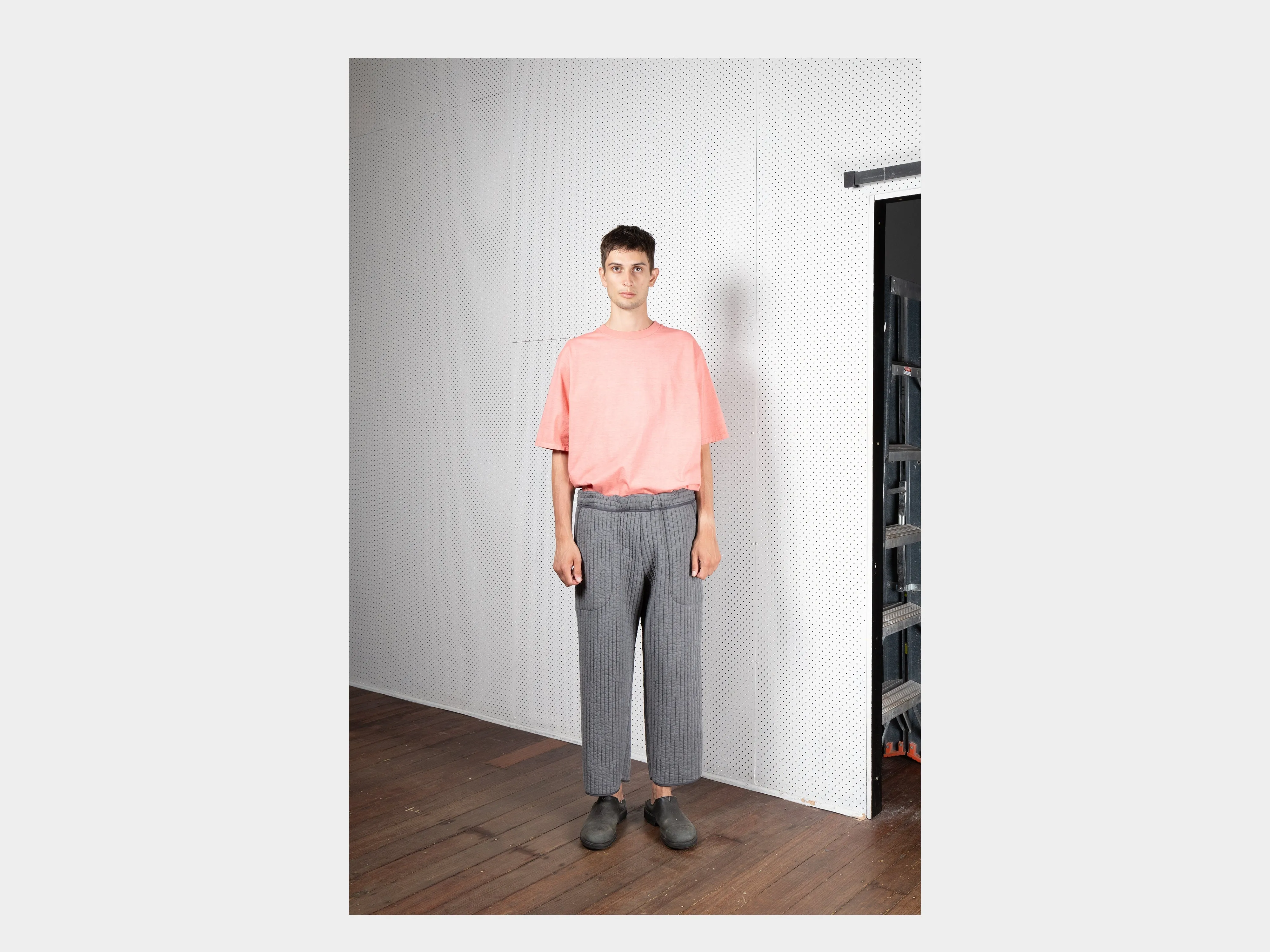 R17O6 "Easy Pants" Charcoal Nubi sold by MAN-TLE product image thumbnail 3