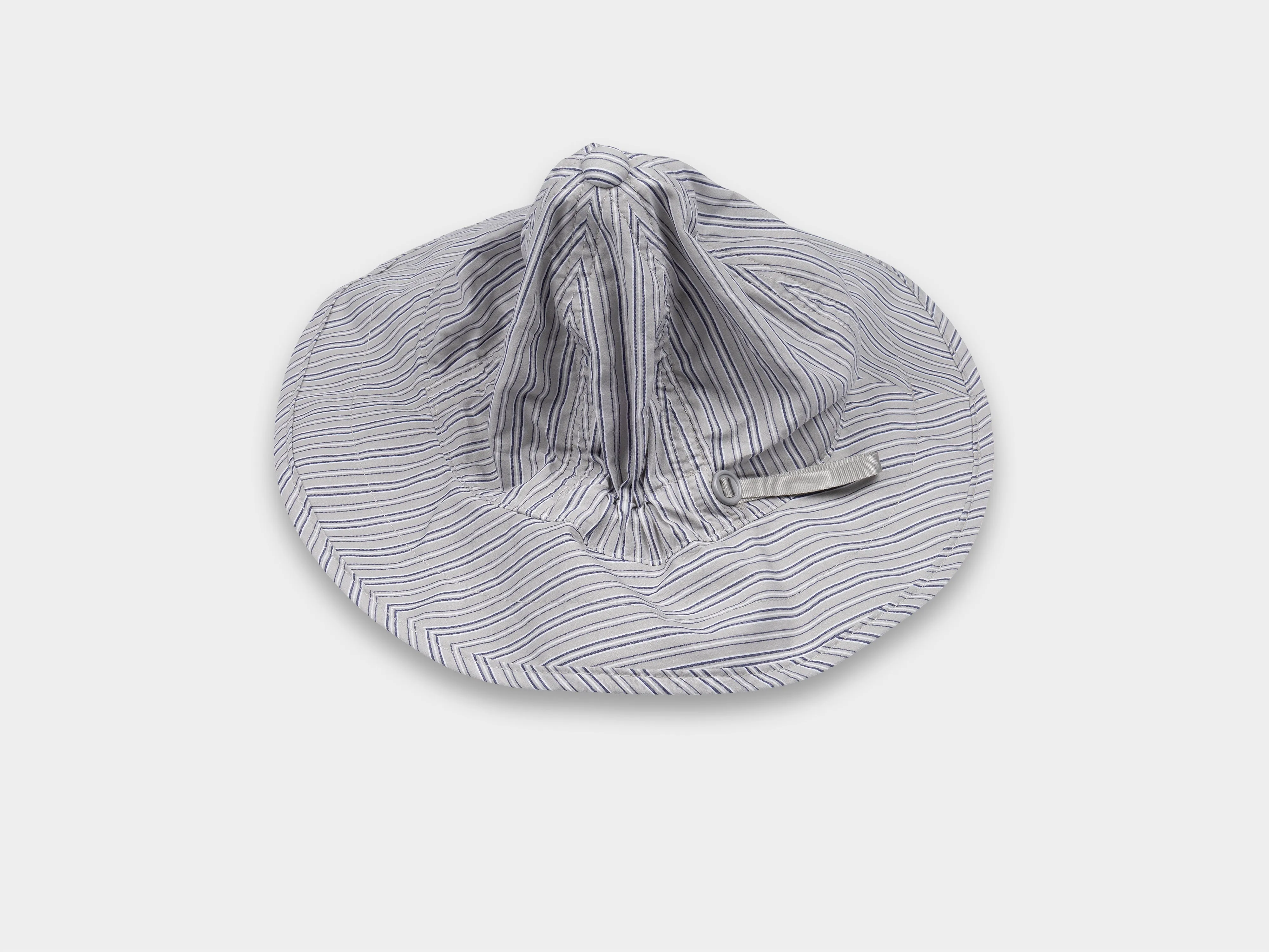 R17C2 "Wide Hat" Grey Plot sold by MAN-TLE product image thumbnail 3