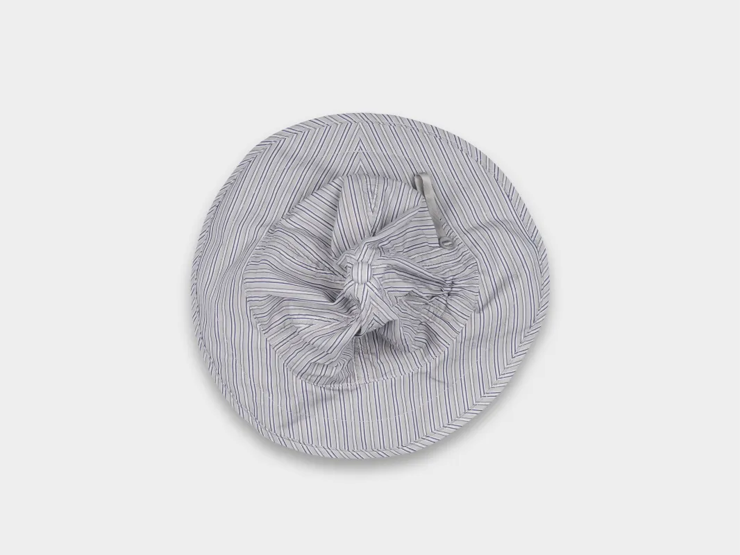 R17C2 "Wide Hat" Grey Plot sold by MAN-TLE