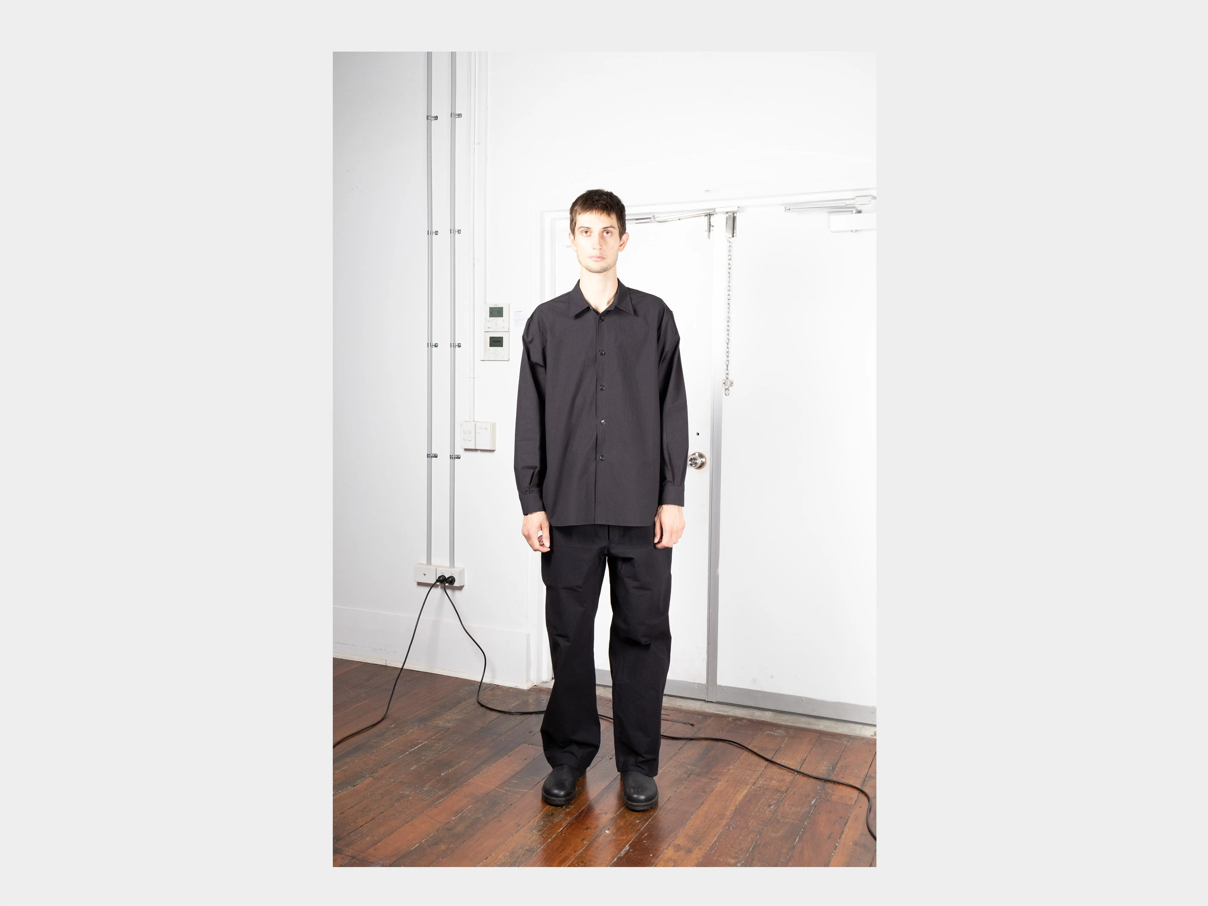 R0S8 "Weather Shirt" Black Weather sold by MAN-TLE product image thumbnail 5