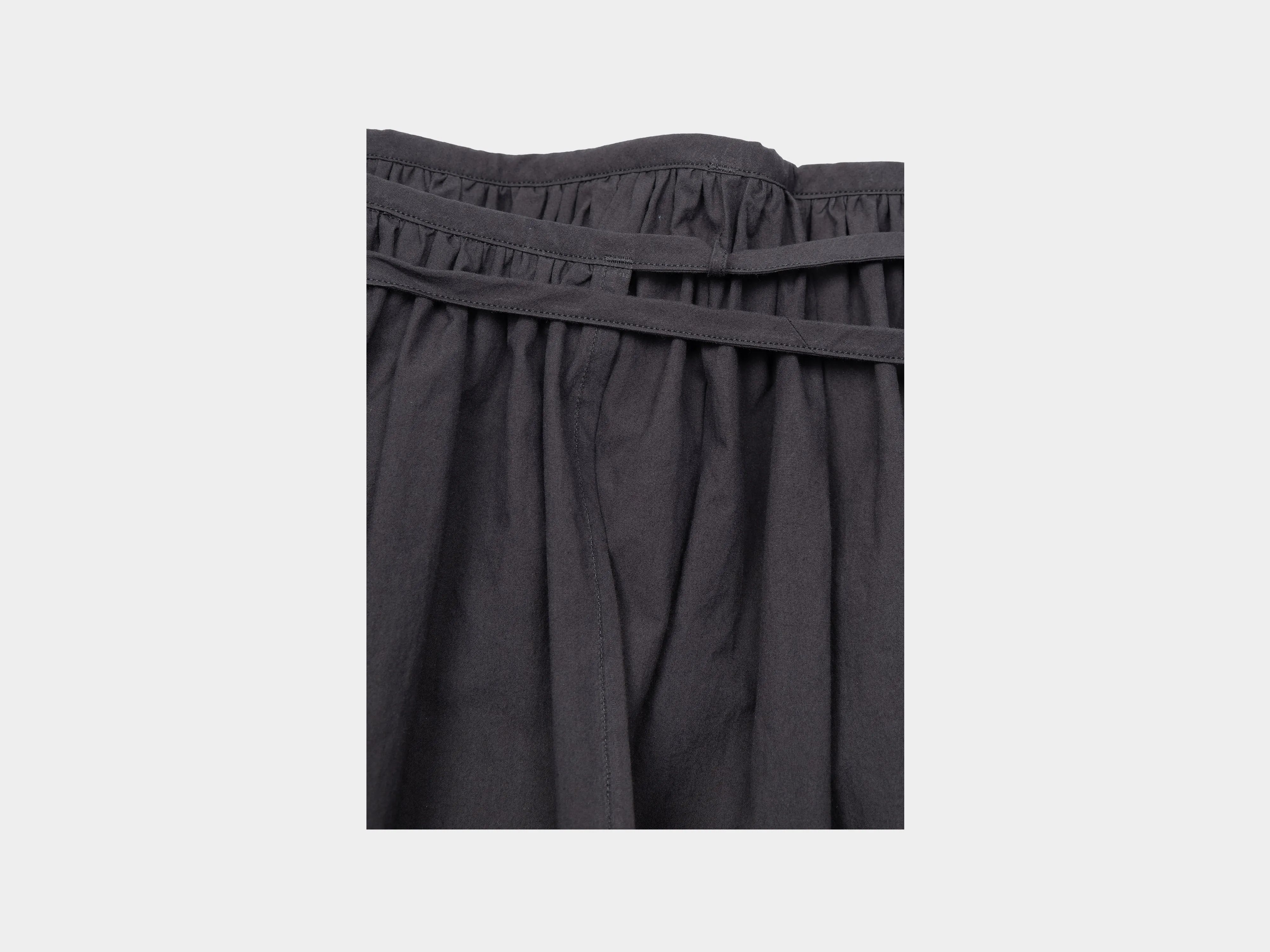 W-SPP6 "Gather Skirt" Black Weather sold by MAN-TLE product image thumbnail 3