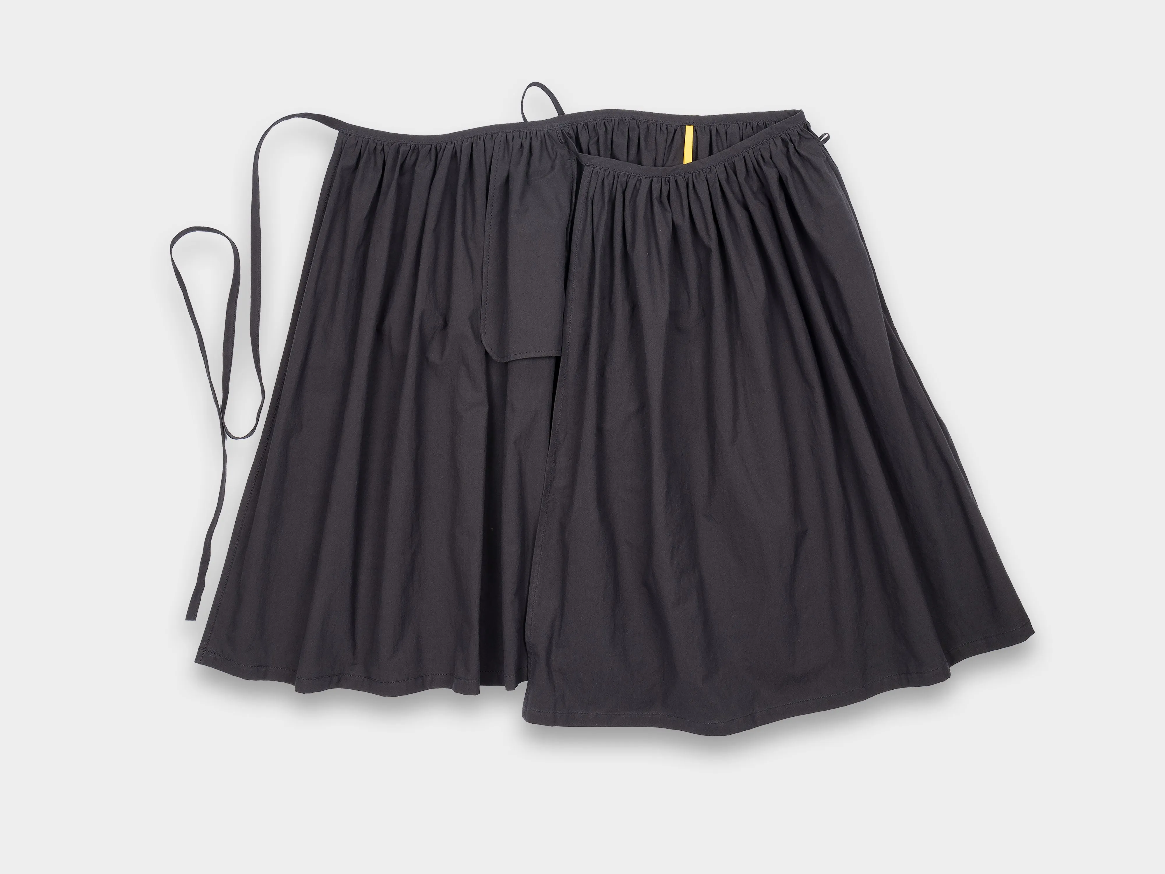 W-SPP6 "Gather Skirt" Black Weather sold by MAN-TLE product image thumbnail 2