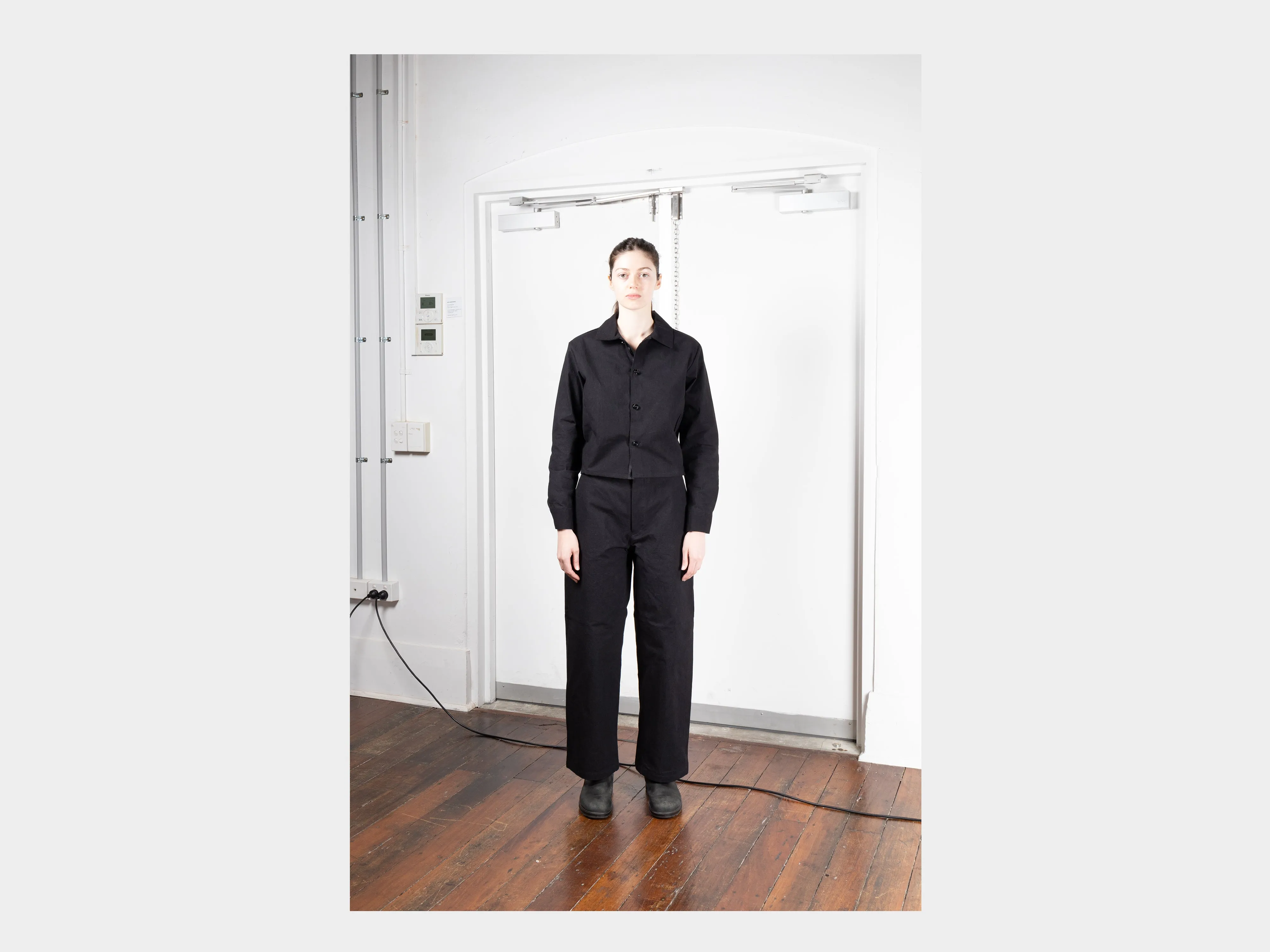 W-R0P4 "High-Wide Pants" Black Wax sold by MAN-TLE product image thumbnail 4