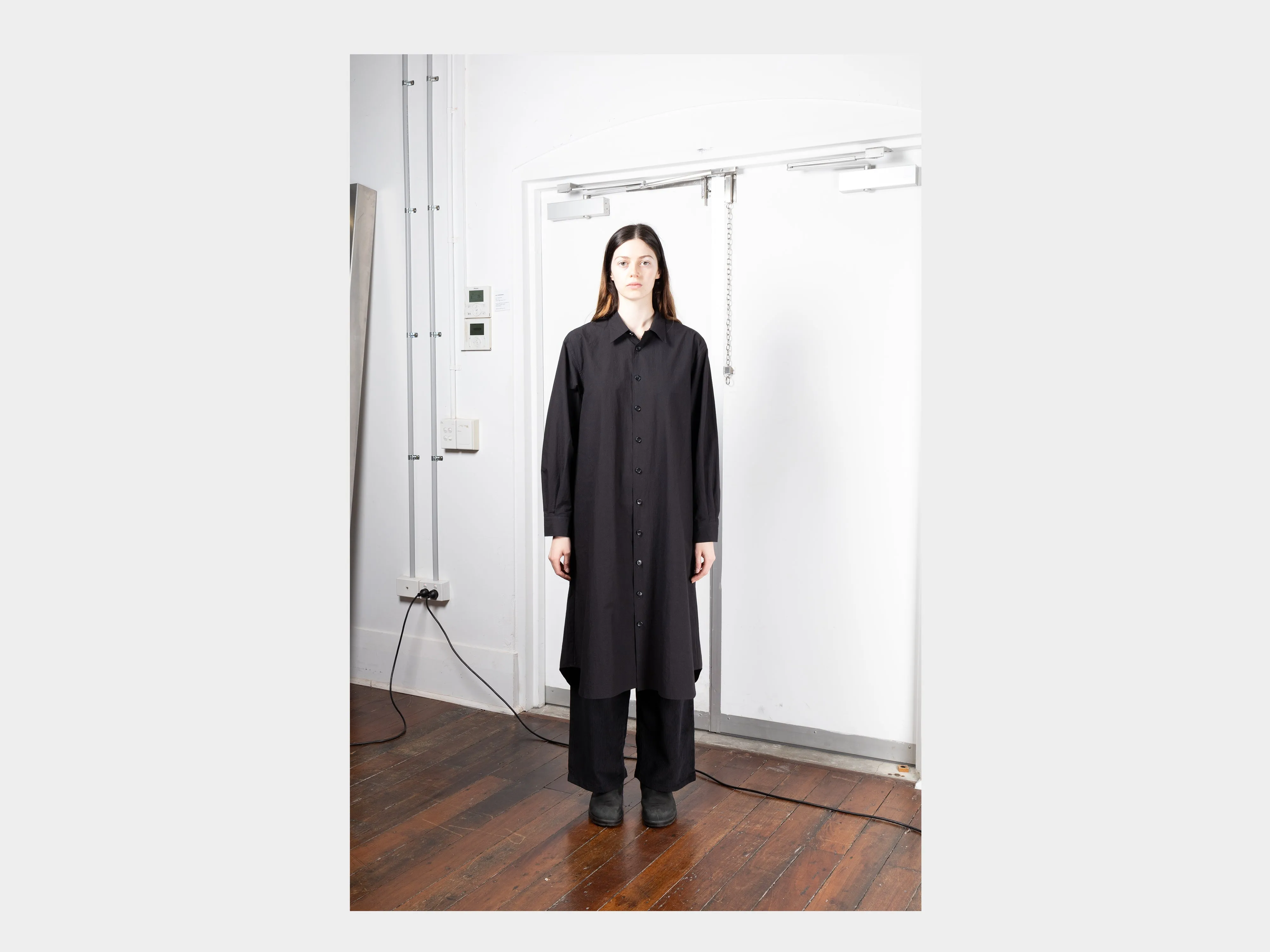W-R16A1 "Shirt Dress" Black Summer sold by MAN-TLE product image thumbnail 5