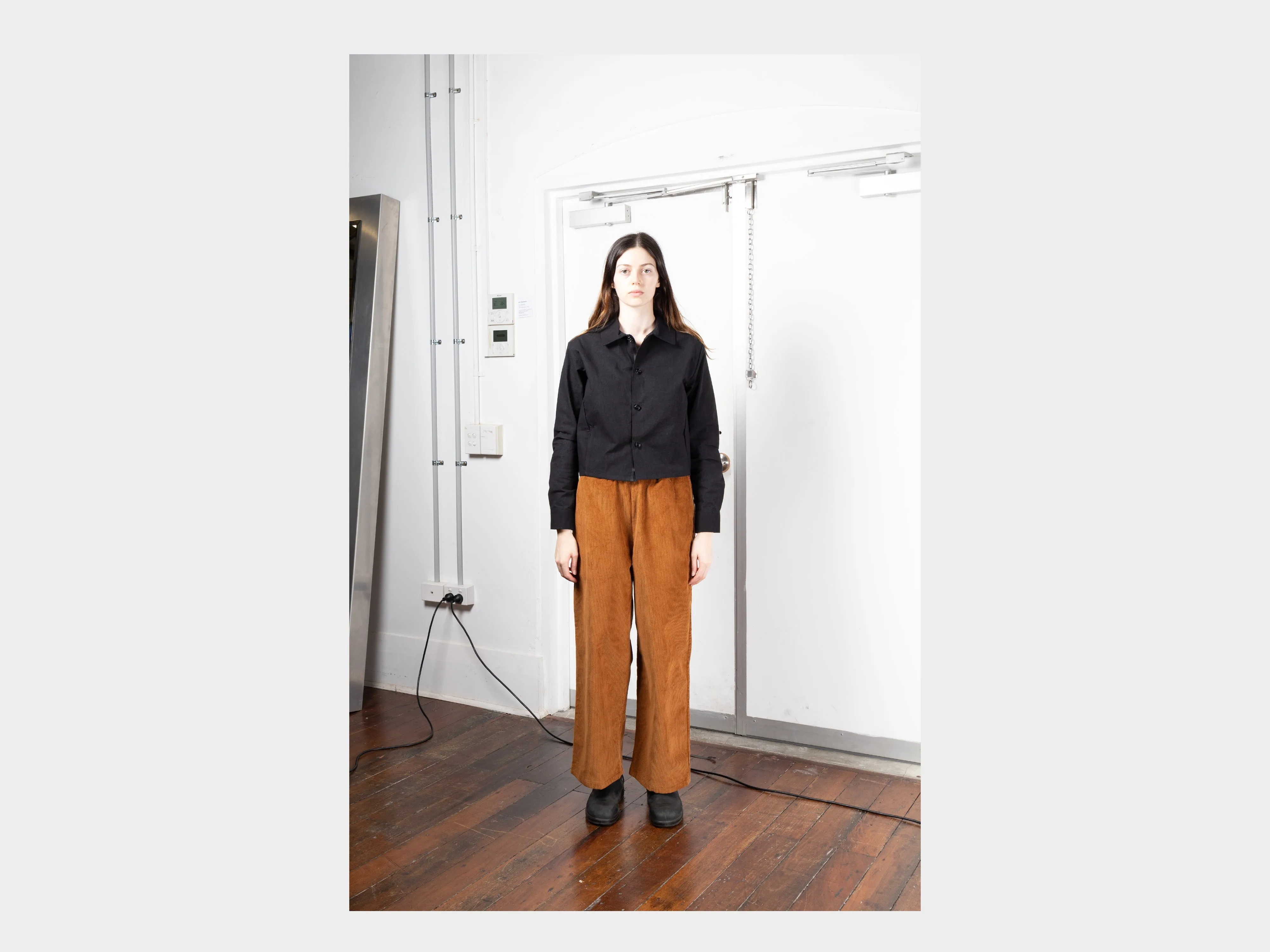 W-R16P3 "Soft Pants" Jarrah Corduroy sold by MAN-TLE product image thumbnail 4
