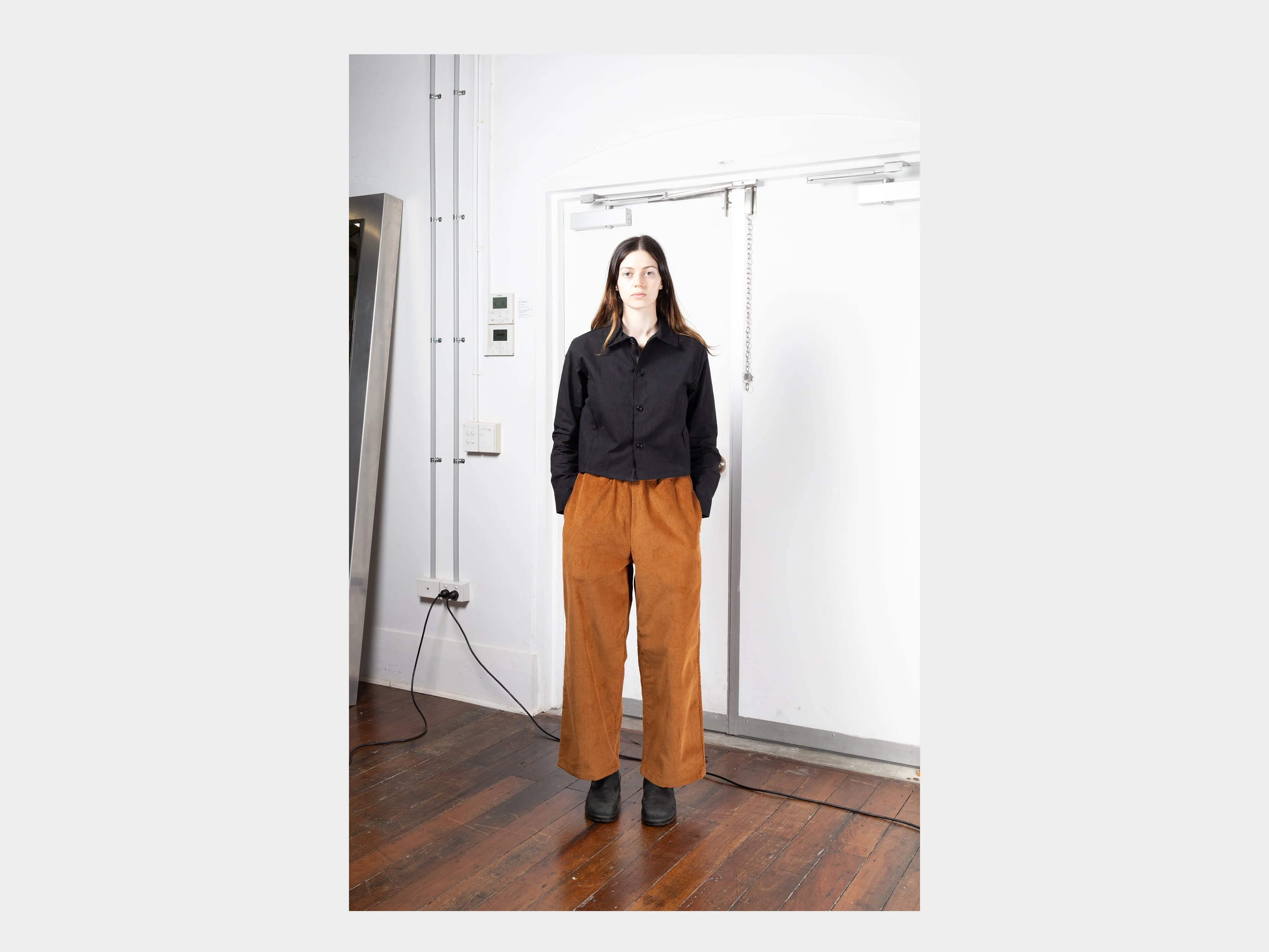 W-R16P3 "Soft Pants" Jarrah Corduroy sold by MAN-TLE product image thumbnail 5