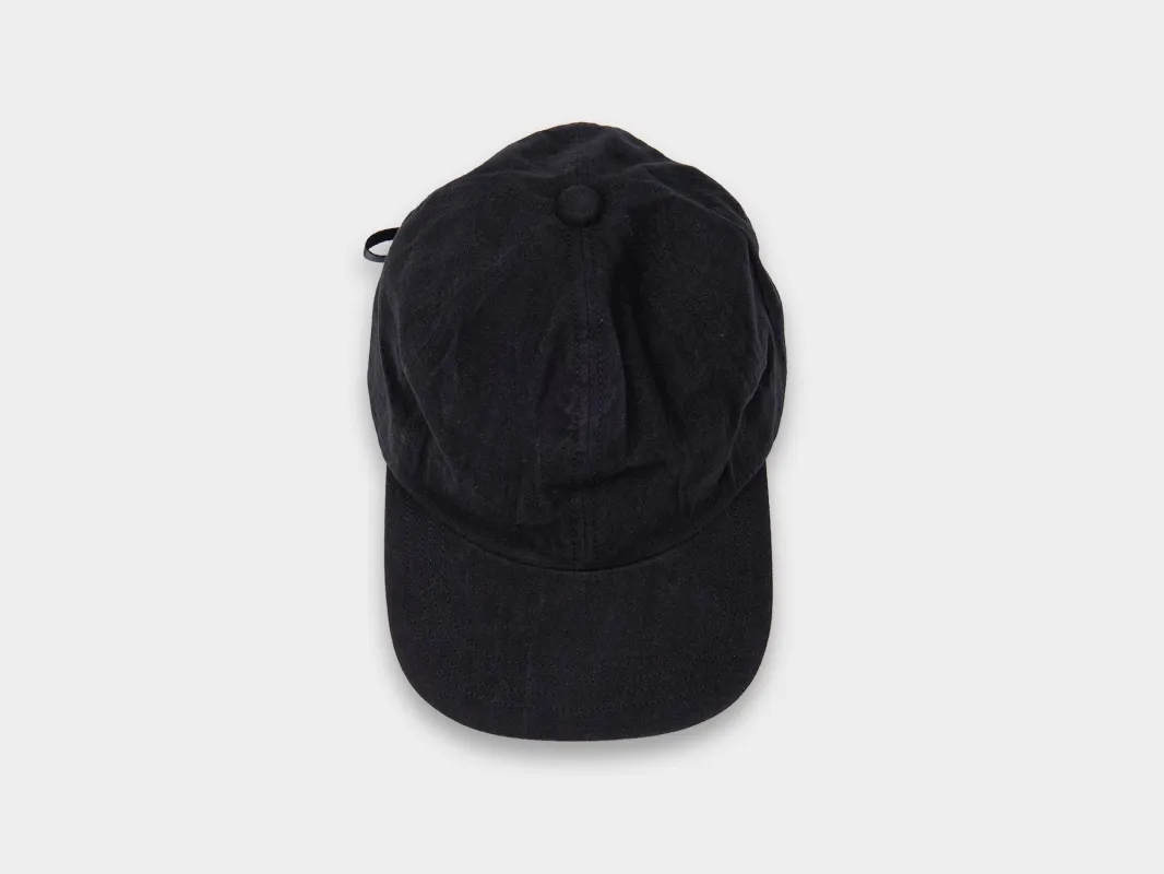 R0C3 "Deep Cap" Black Wax sold by MAN-TLE