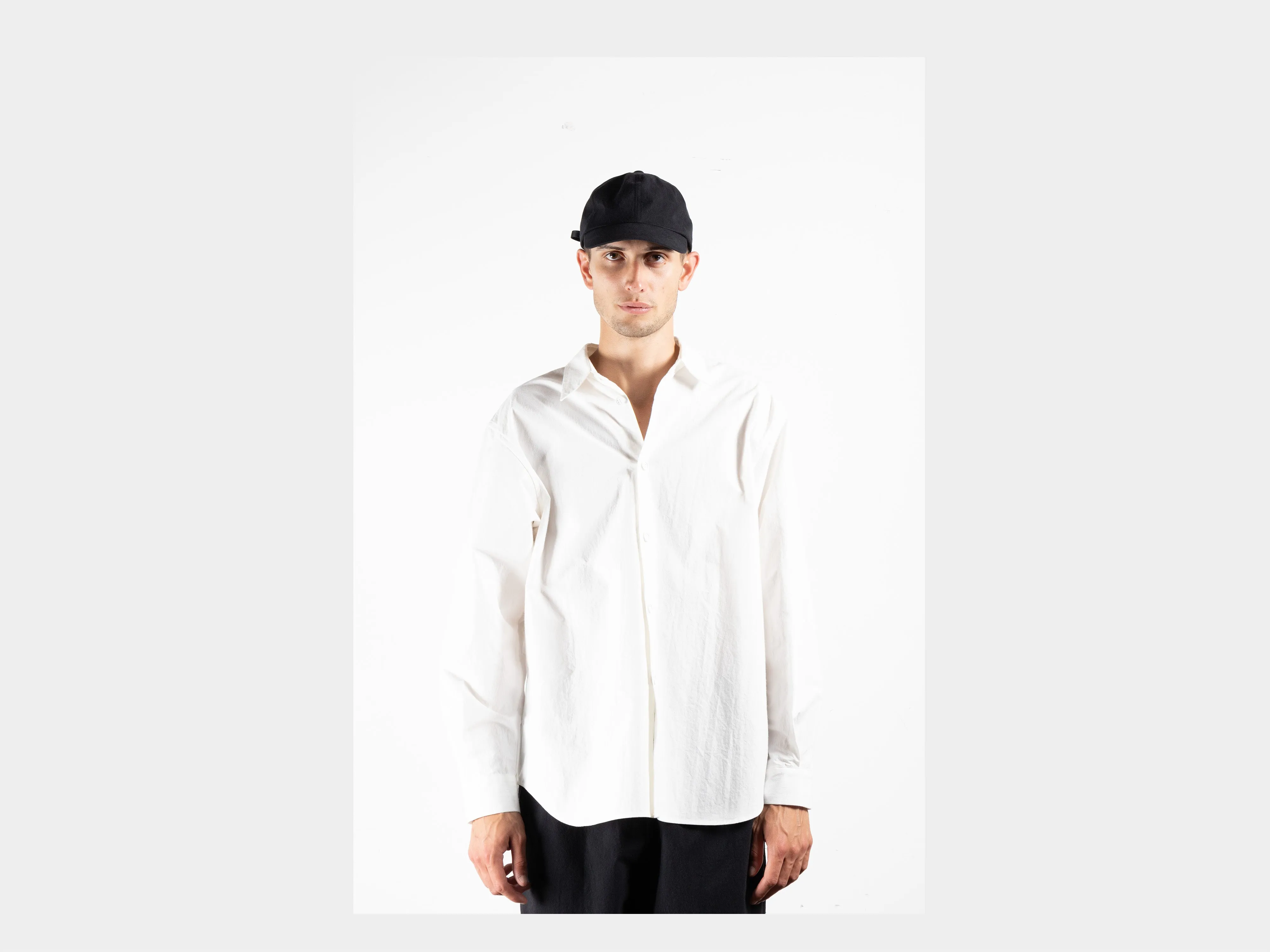 R0C3 "Deep Cap" Black Wash sold by MAN-TLE product image thumbnail 4