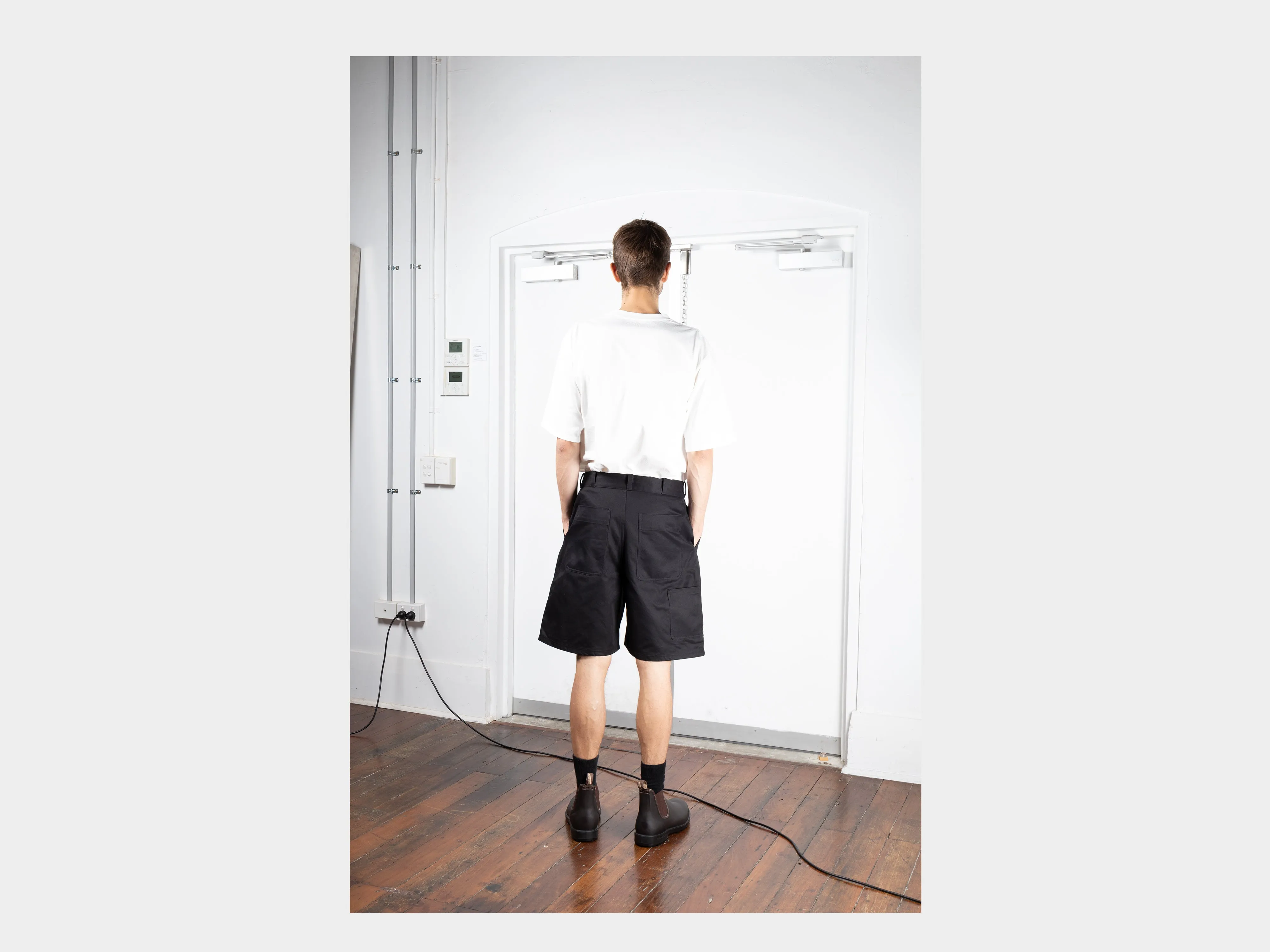 R0J7 "Jebok Shorts" Black Work sold by MAN-TLE product image thumbnail 5
