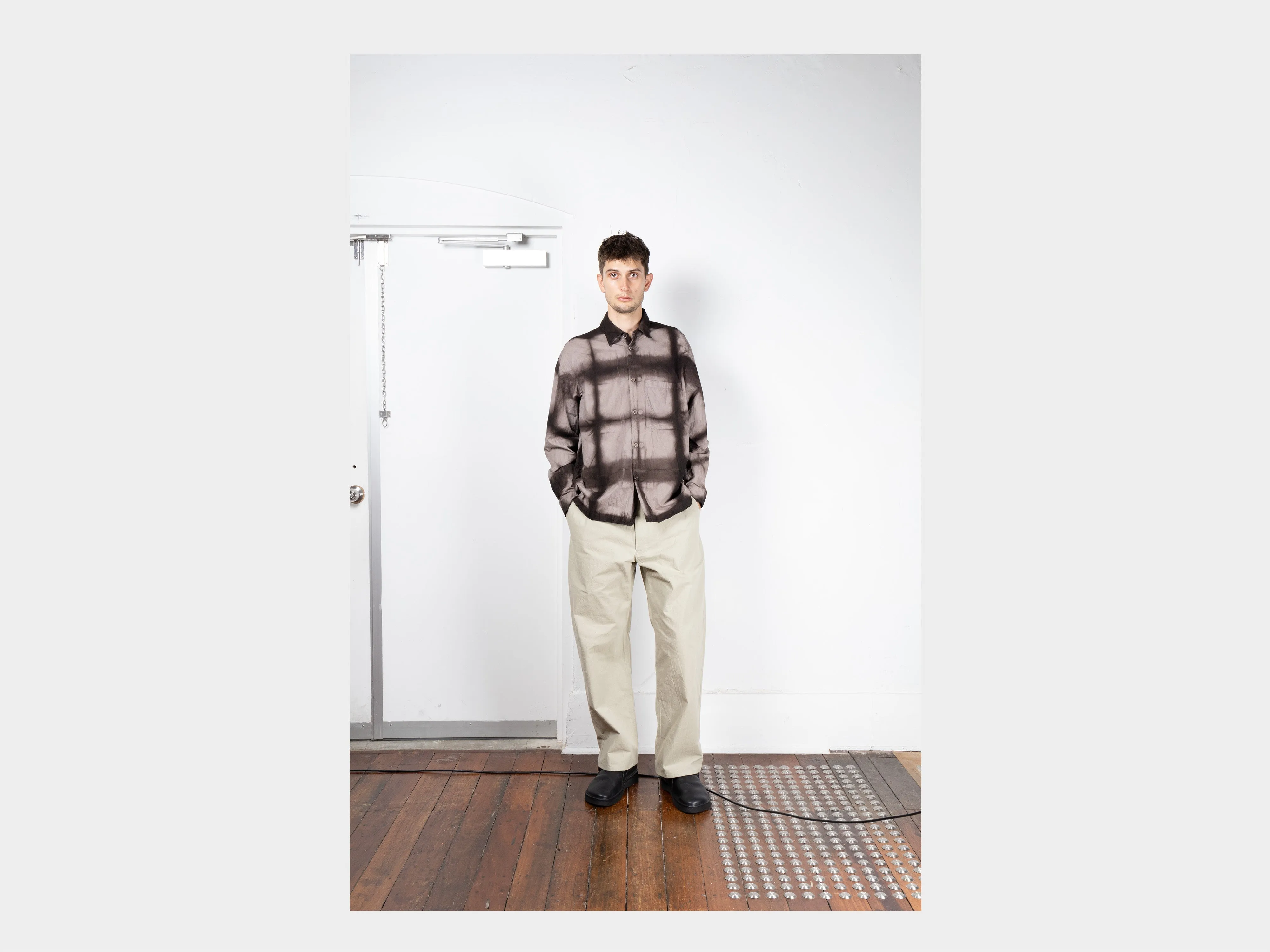 R19S4 "OD Shirt" Mud Wood Block sold by MAN-TLE product image thumbnail 4