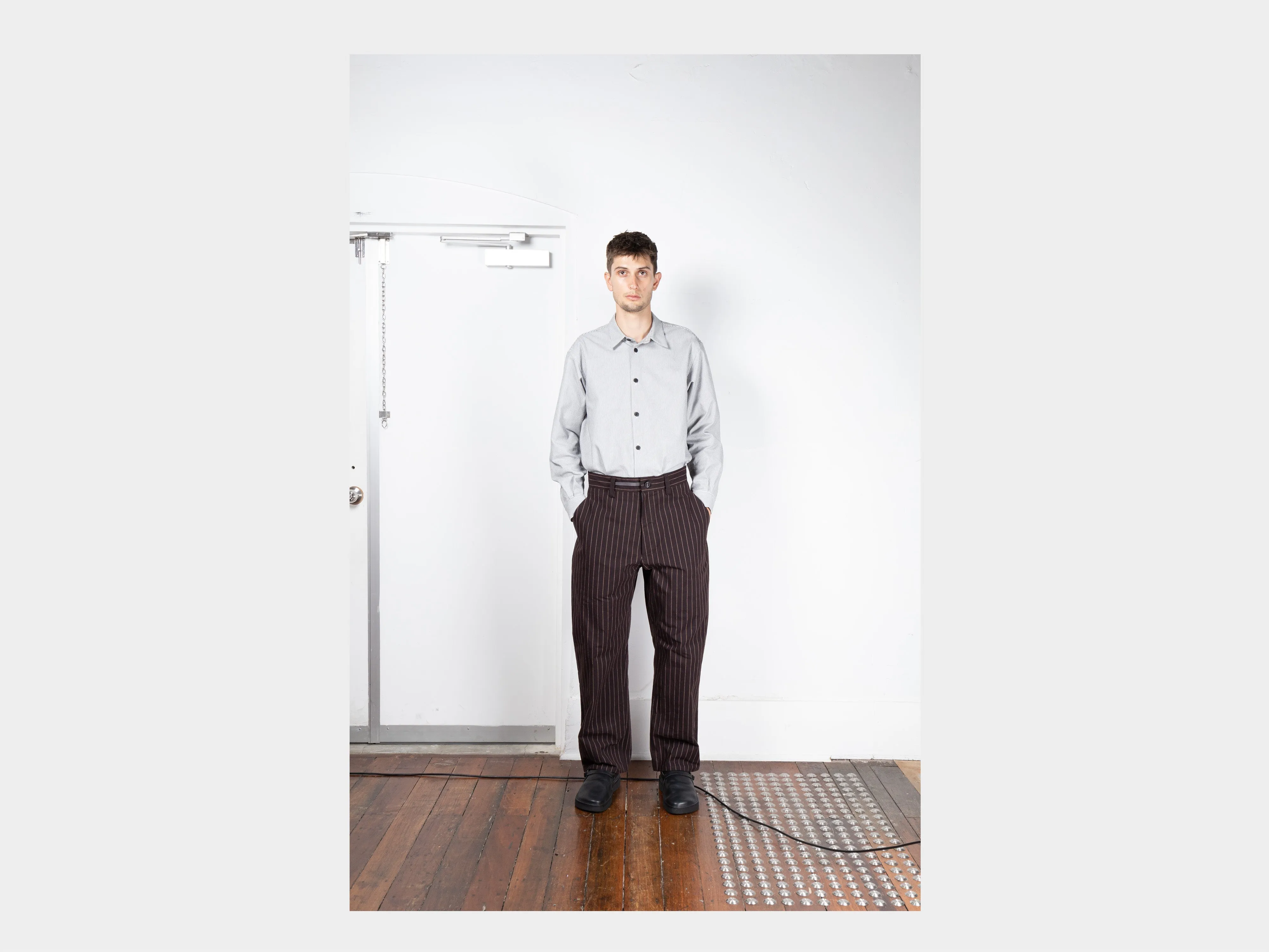 R19P4 "Wide Pants" Strata Wax sold by MAN-TLE product image thumbnail 4