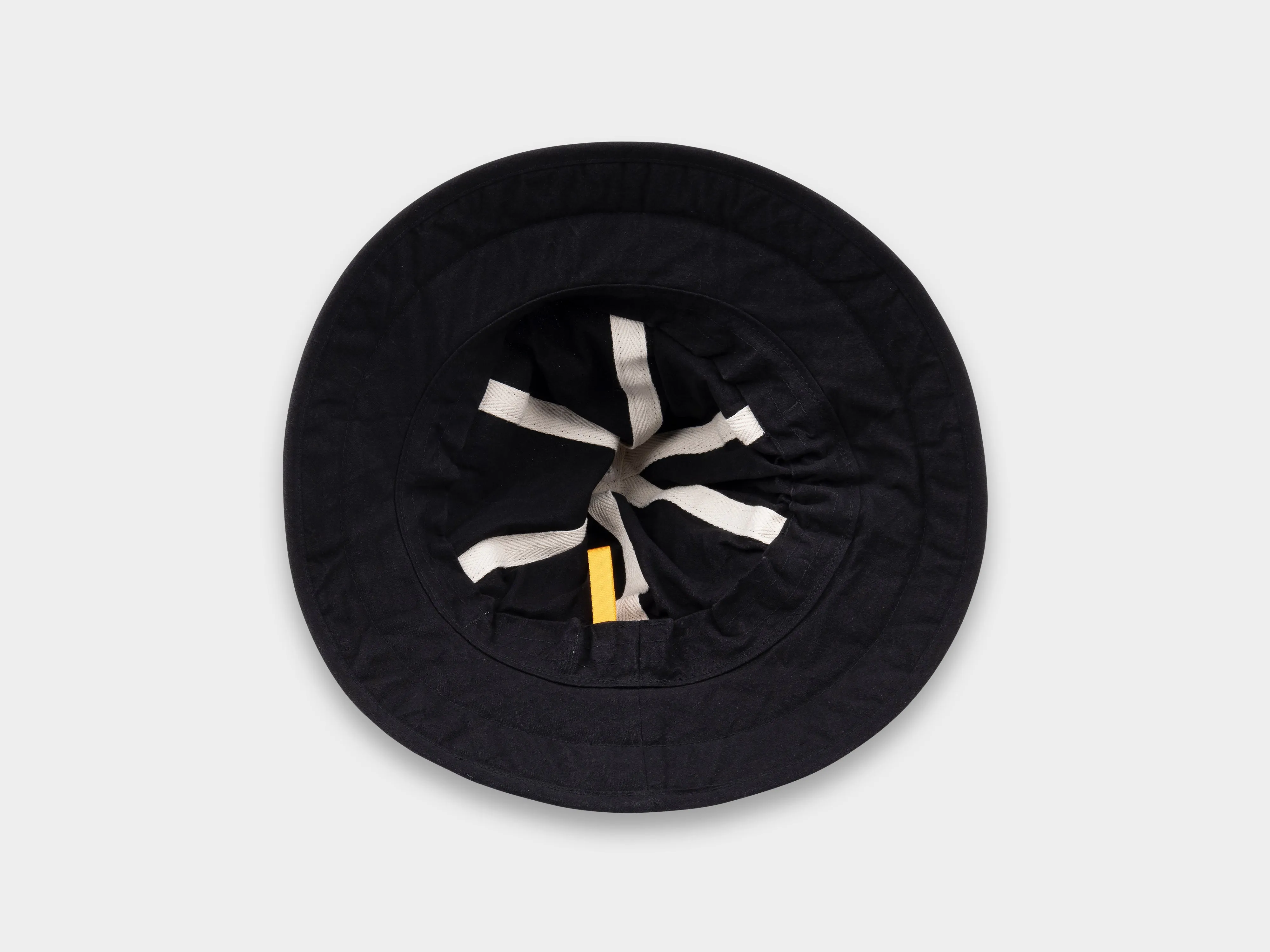 R0C2 "Wide Hat" Black Wax sold by MAN-TLE product image thumbnail 2