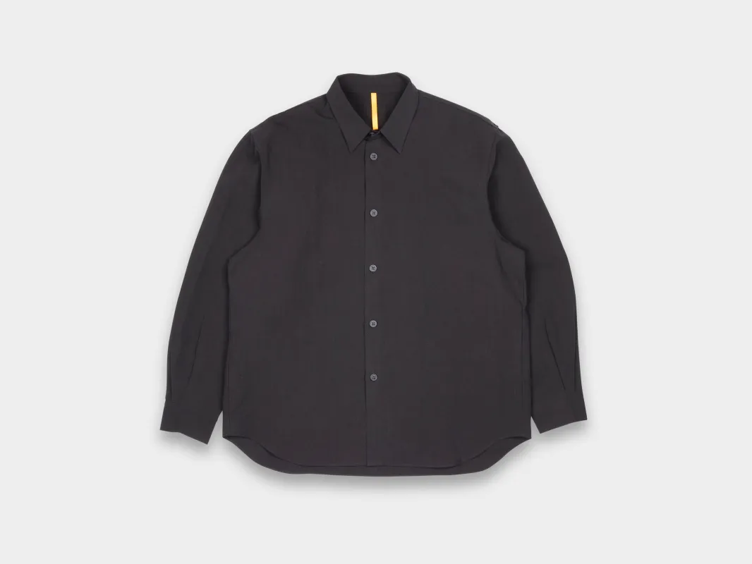 SPS8 "Weather Shirt" Roll–dyed Black Linen sold by MAN-TLE