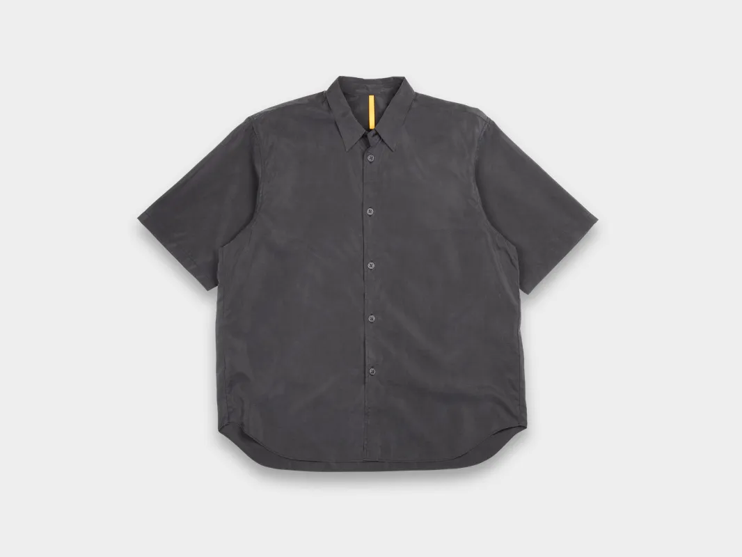 SPS9 "S/S Weather Shirt" Black Sand Silk sold by MAN-TLE
