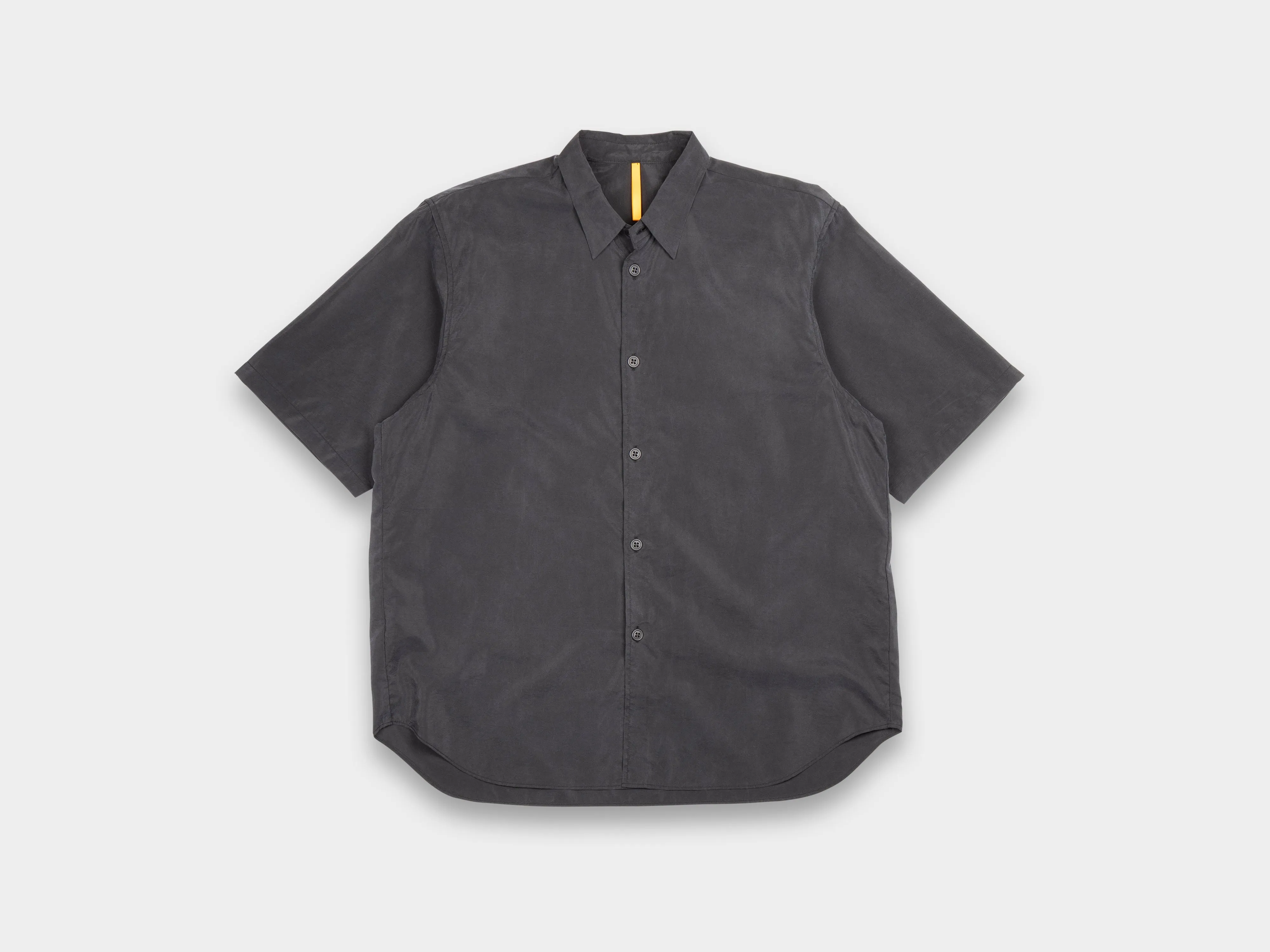 SPS9 "S/S Weather Shirt" Black Sand Silk sold by MAN-TLE