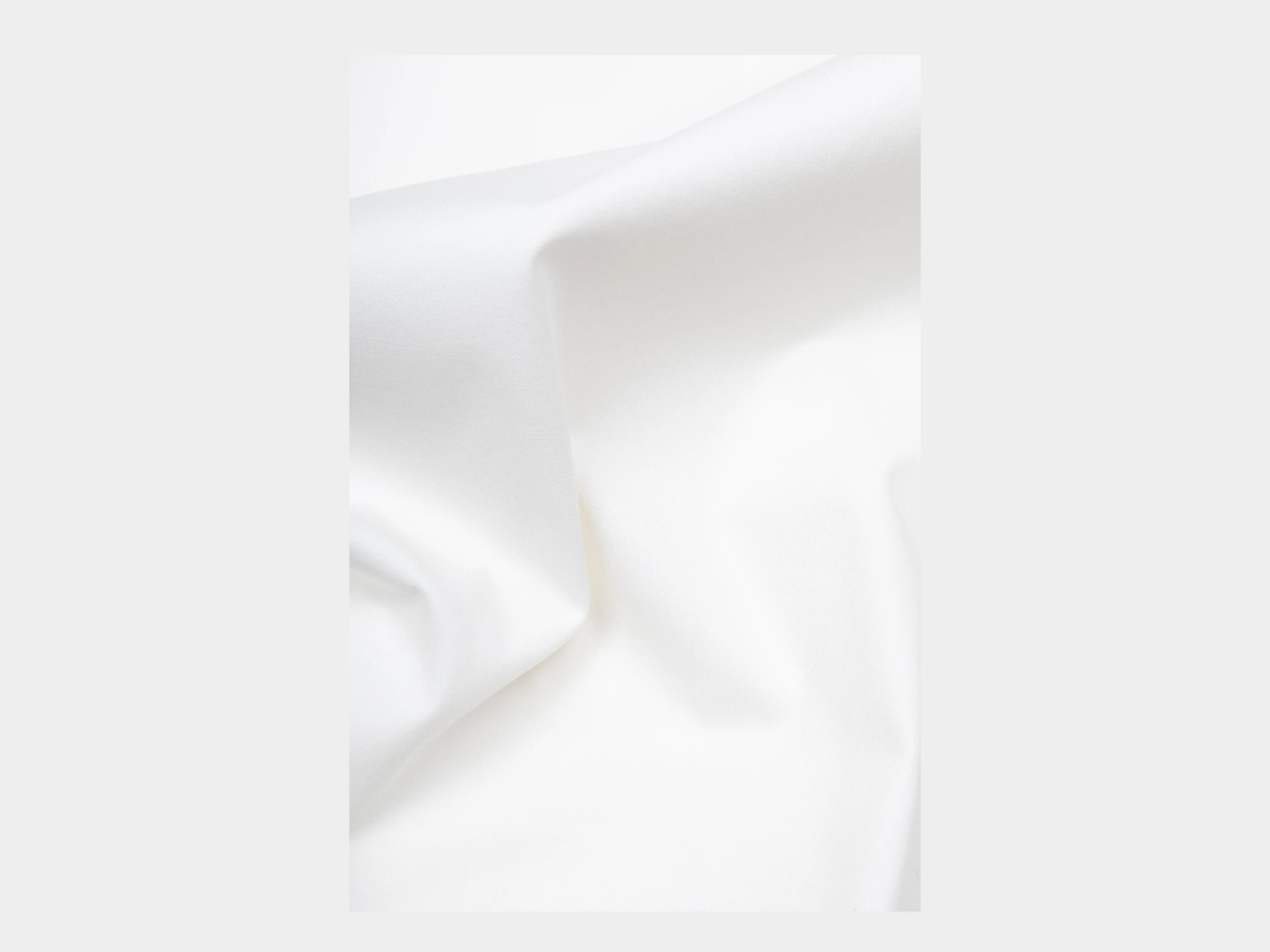 R0S2 "Pullover Shirt" White Magic Gabardine sold by MAN-TLE product image thumbnail 4
