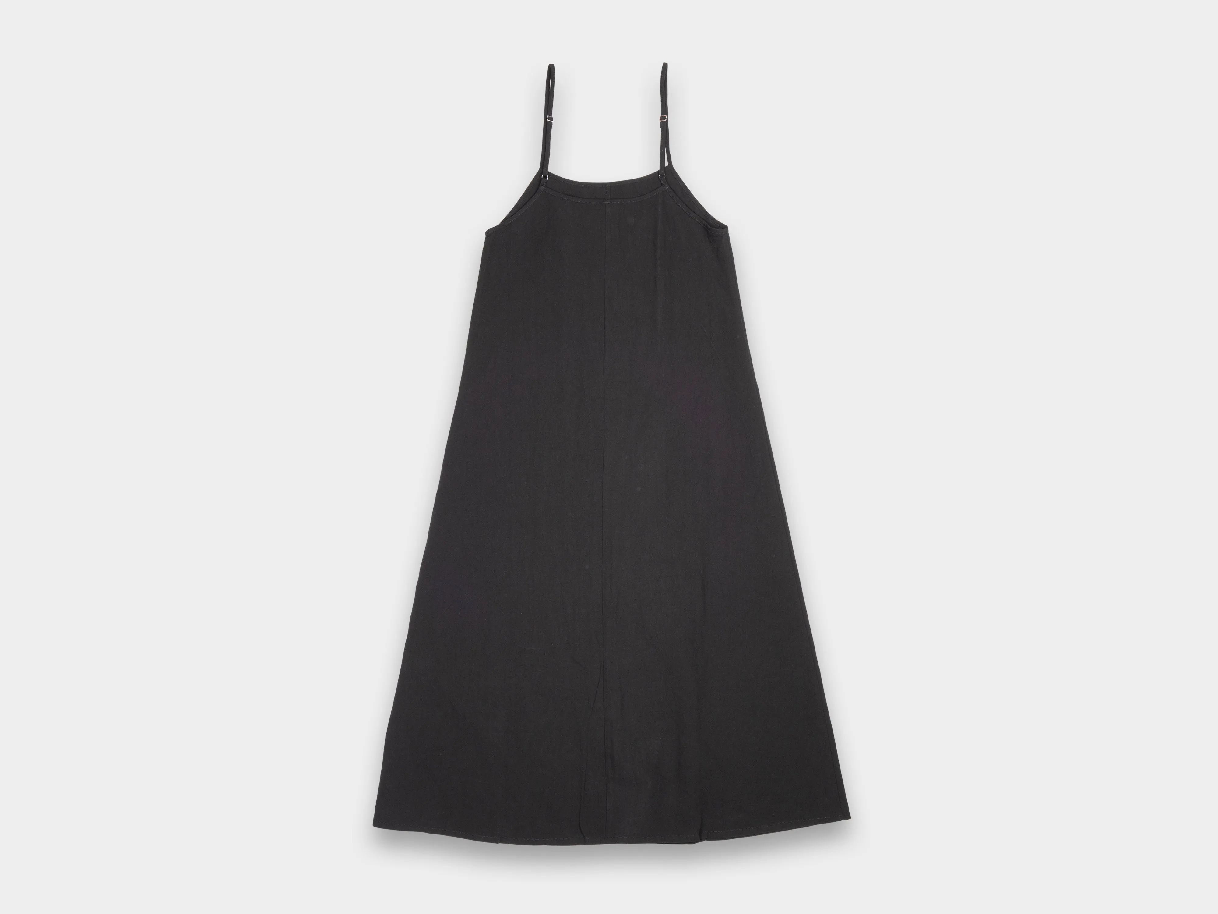 W-SPA5 "Slip" Roll–dyed Black Linen sold by MAN-TLE product image thumbnail 2