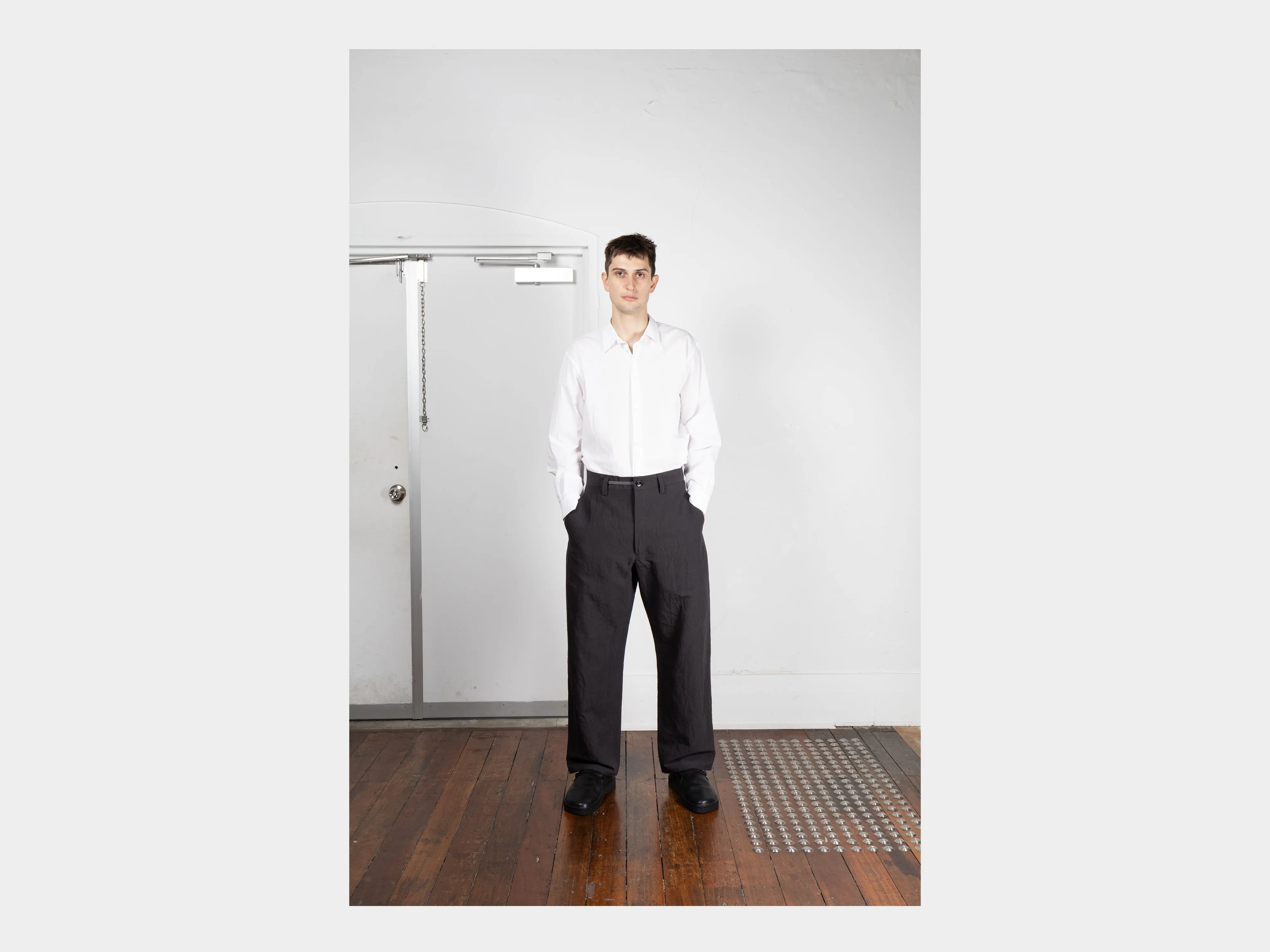 R20P4 "Wide Pants" Earth Linen sold by MAN-TLE product image thumbnail 5