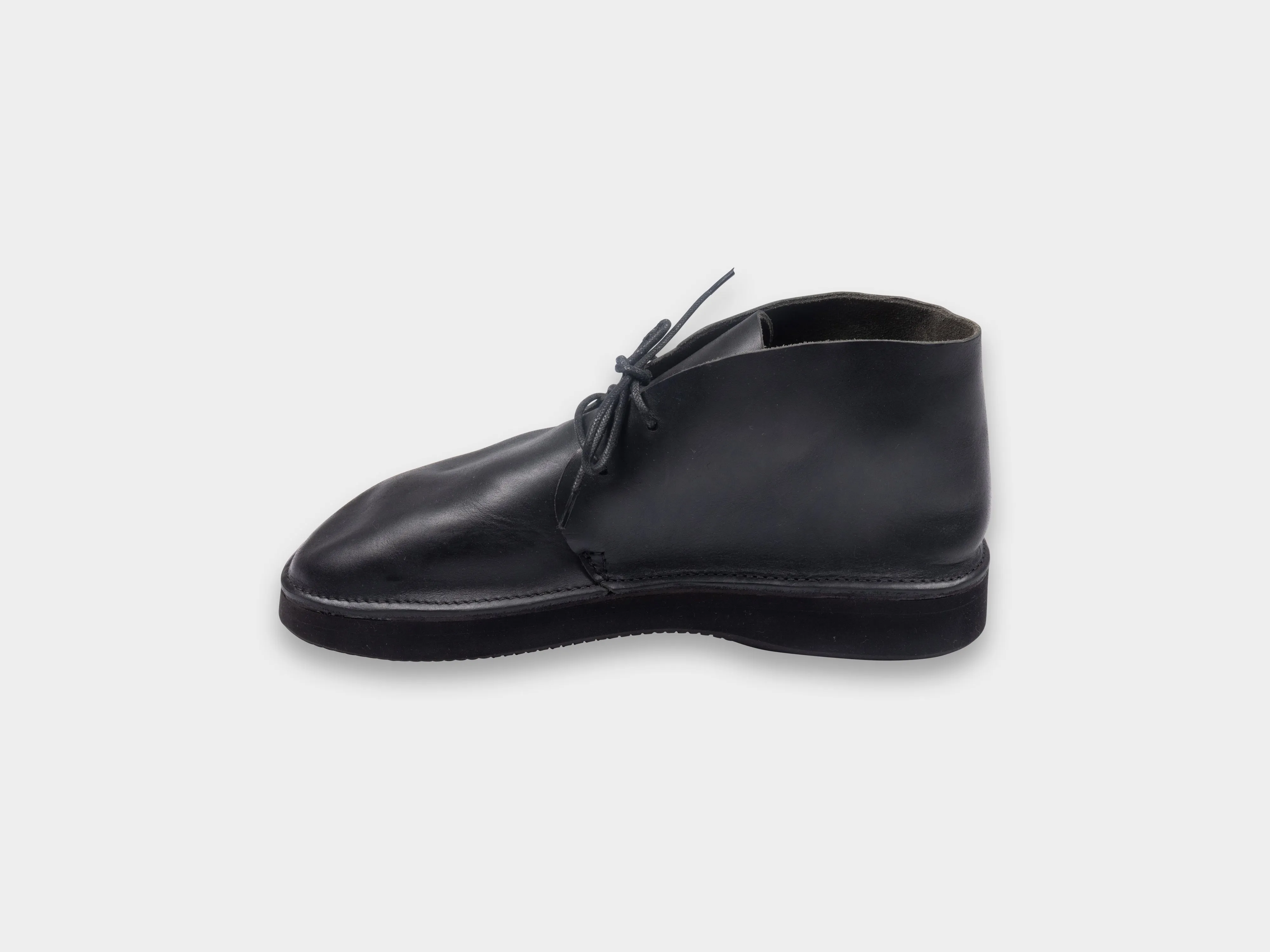 R0V2 "Aurora High" Black Horween sold by MAN-TLE product image thumbnail 2