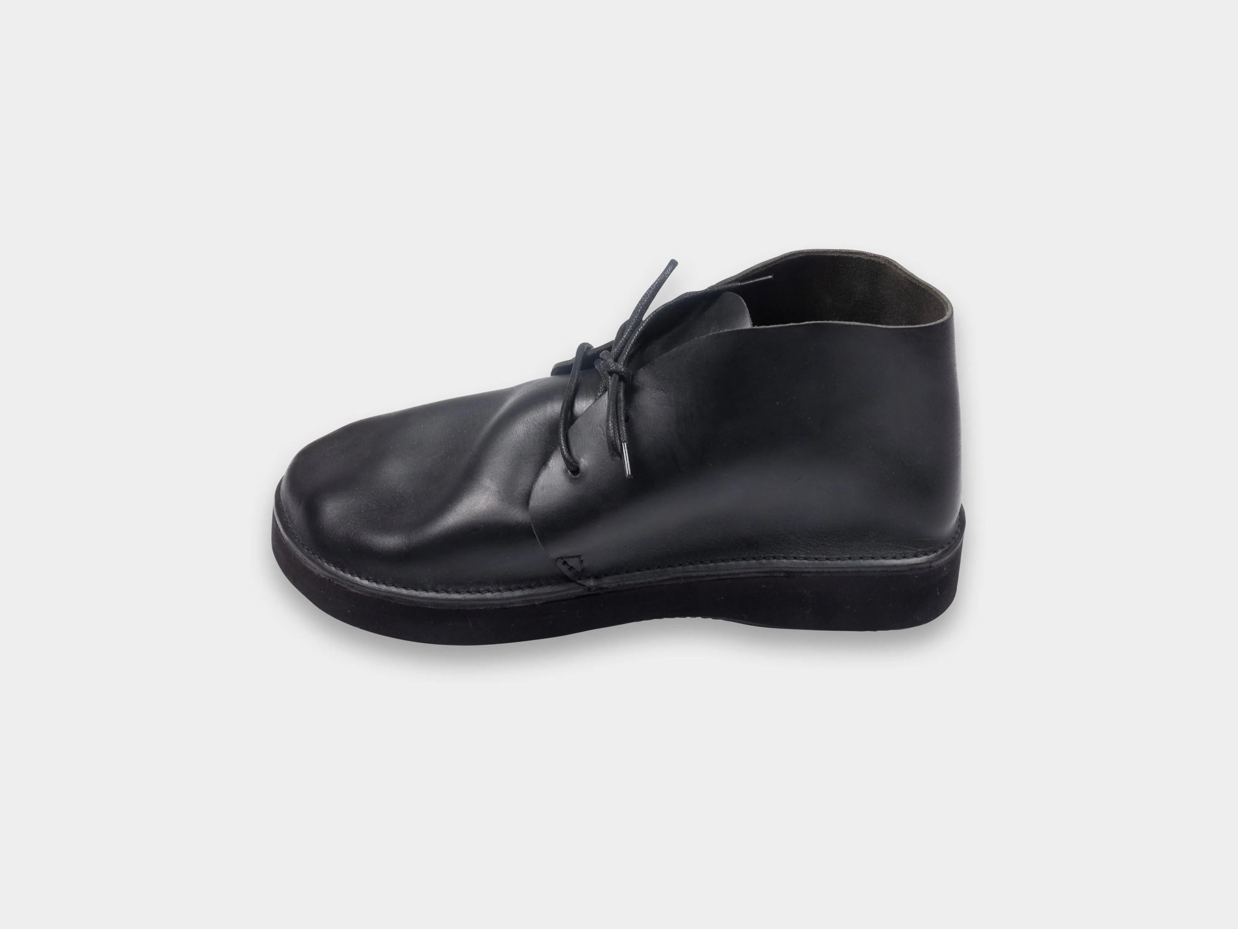 R0V2 "Aurora High" Black Horween sold by MAN-TLE product image thumbnail 3
