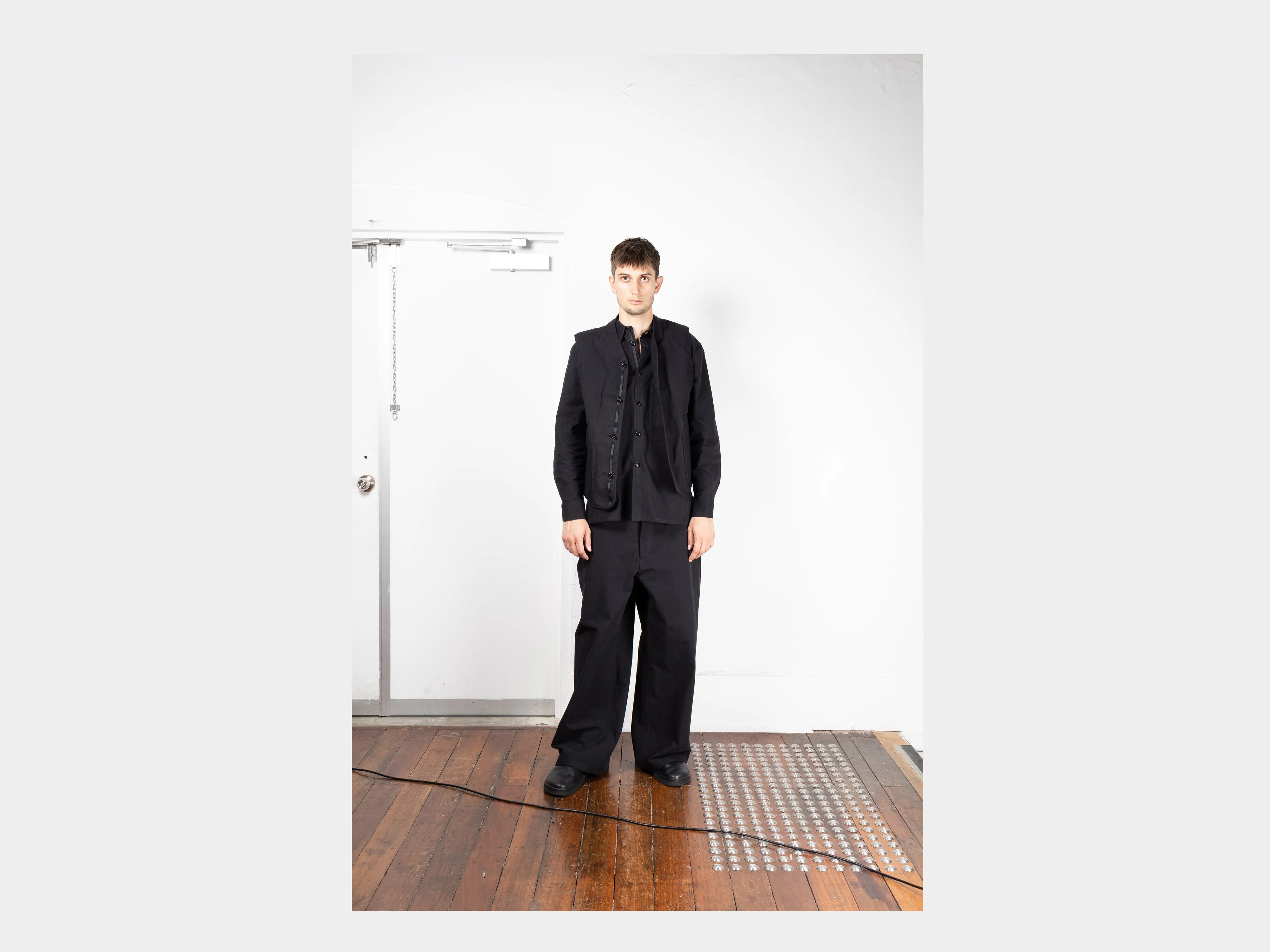 R0D5 "Down Shield Vest" Black Wax sold by MAN-TLE product image thumbnail 5