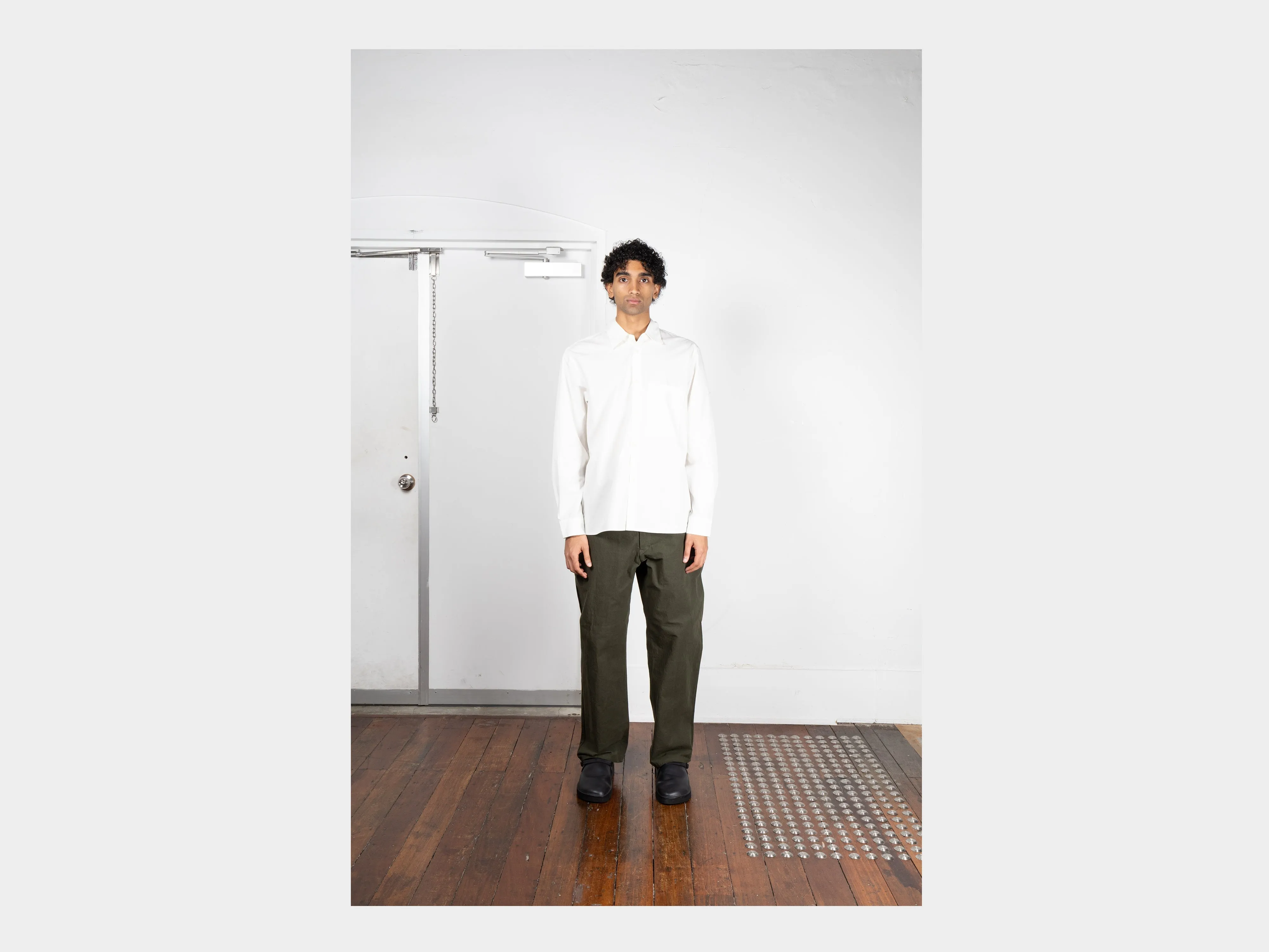 R20P4 "Wide Pants" Woodland Wax sold by MAN-TLE product image thumbnail 4